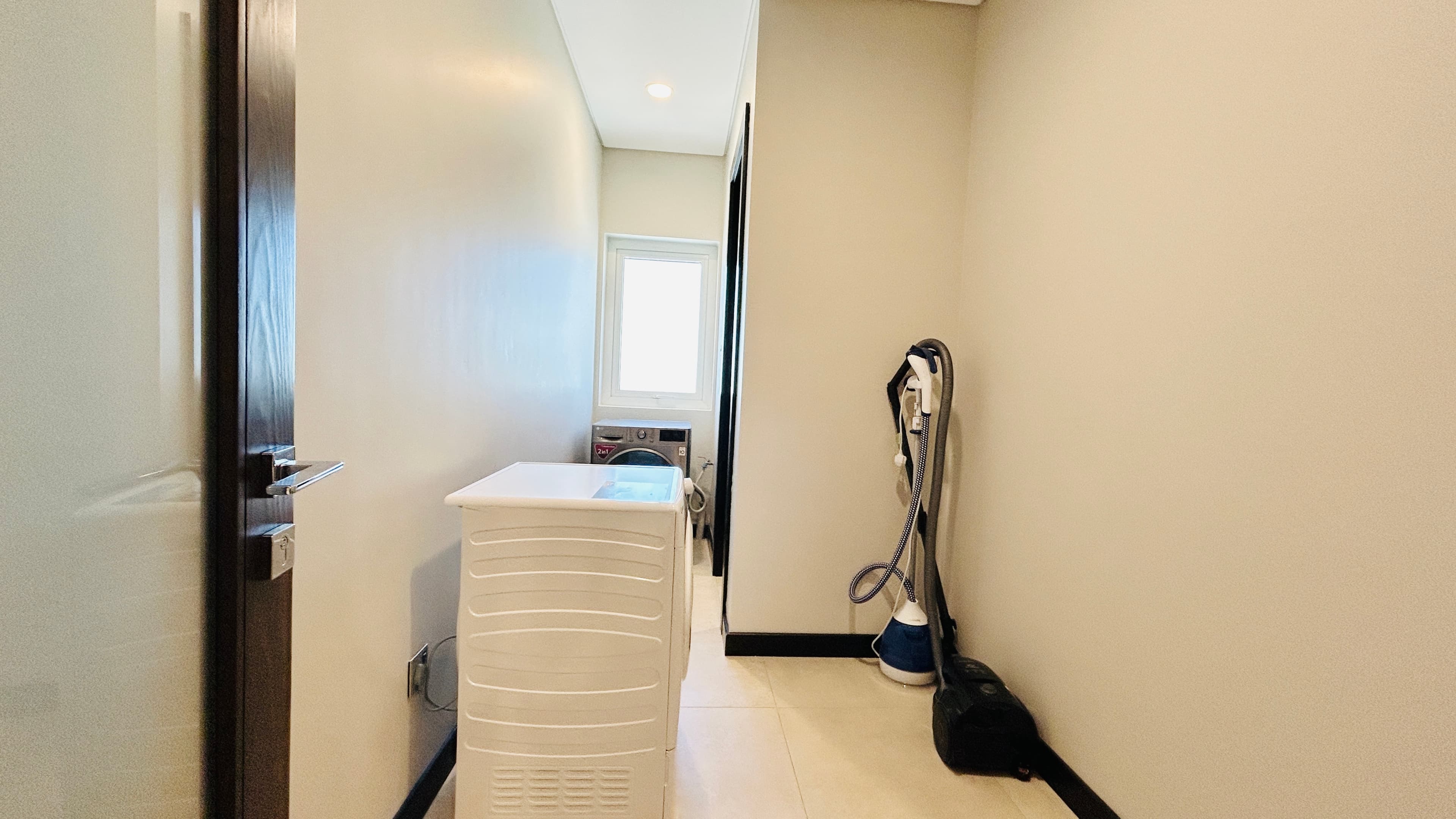 SEA VIEW | HIGH END AMENITIES | MODERN | SPACIOUS