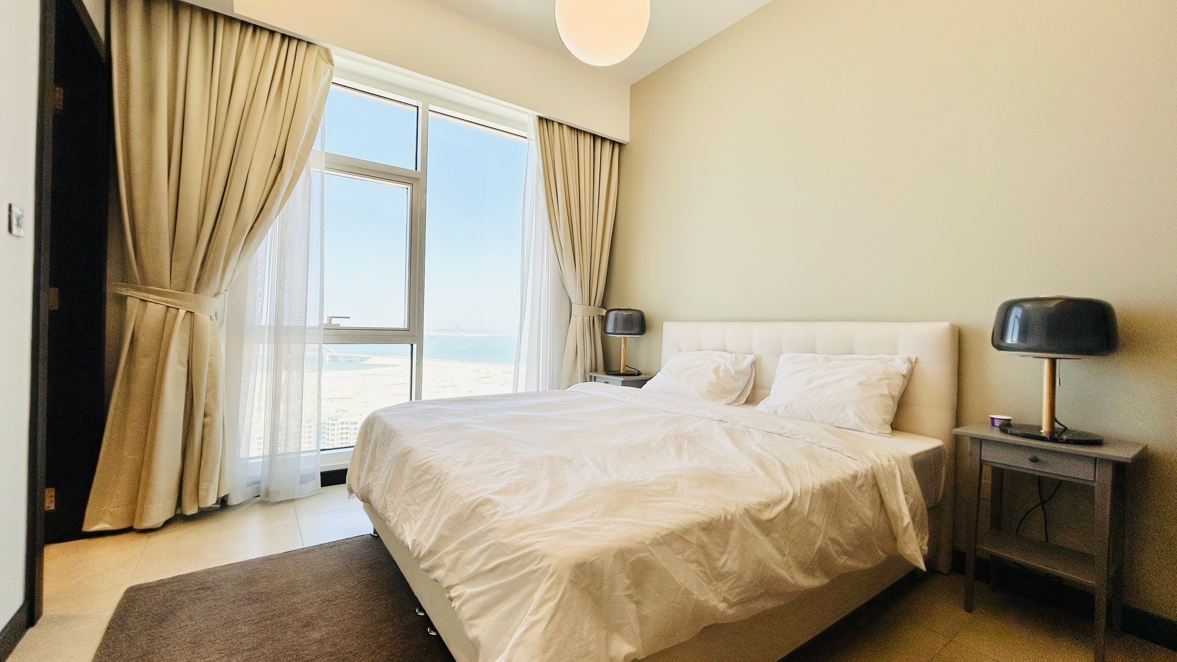 SEA VIEW | HIGH END AMENITIES | MODERN | SPACIOUS