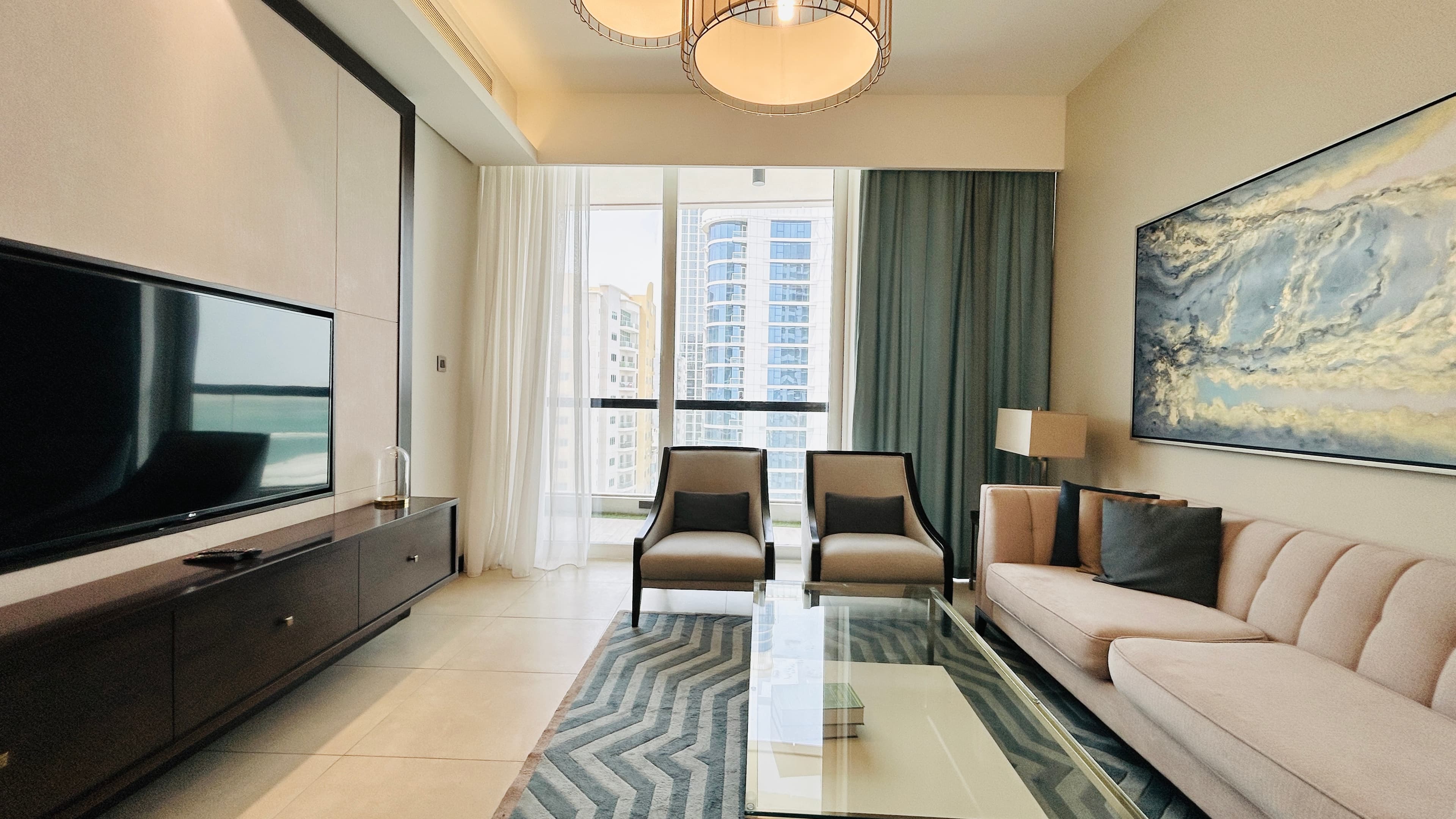SEA VIEW | HIGH END AMENITIES | LUXURY | SPACIOUS