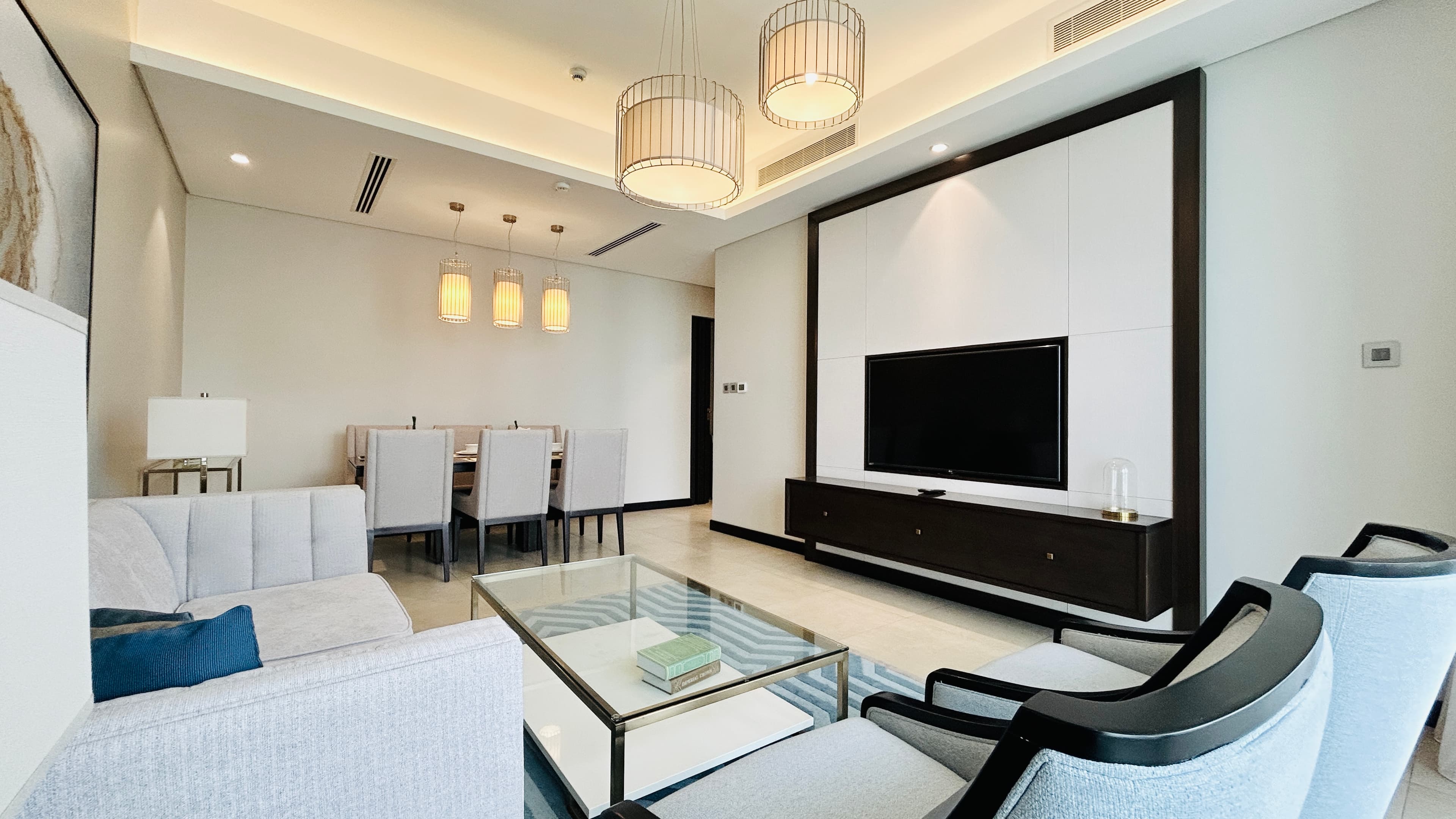 SEA VIEW | HIGH END AMENITIES | LUXURY | SPACIOUS