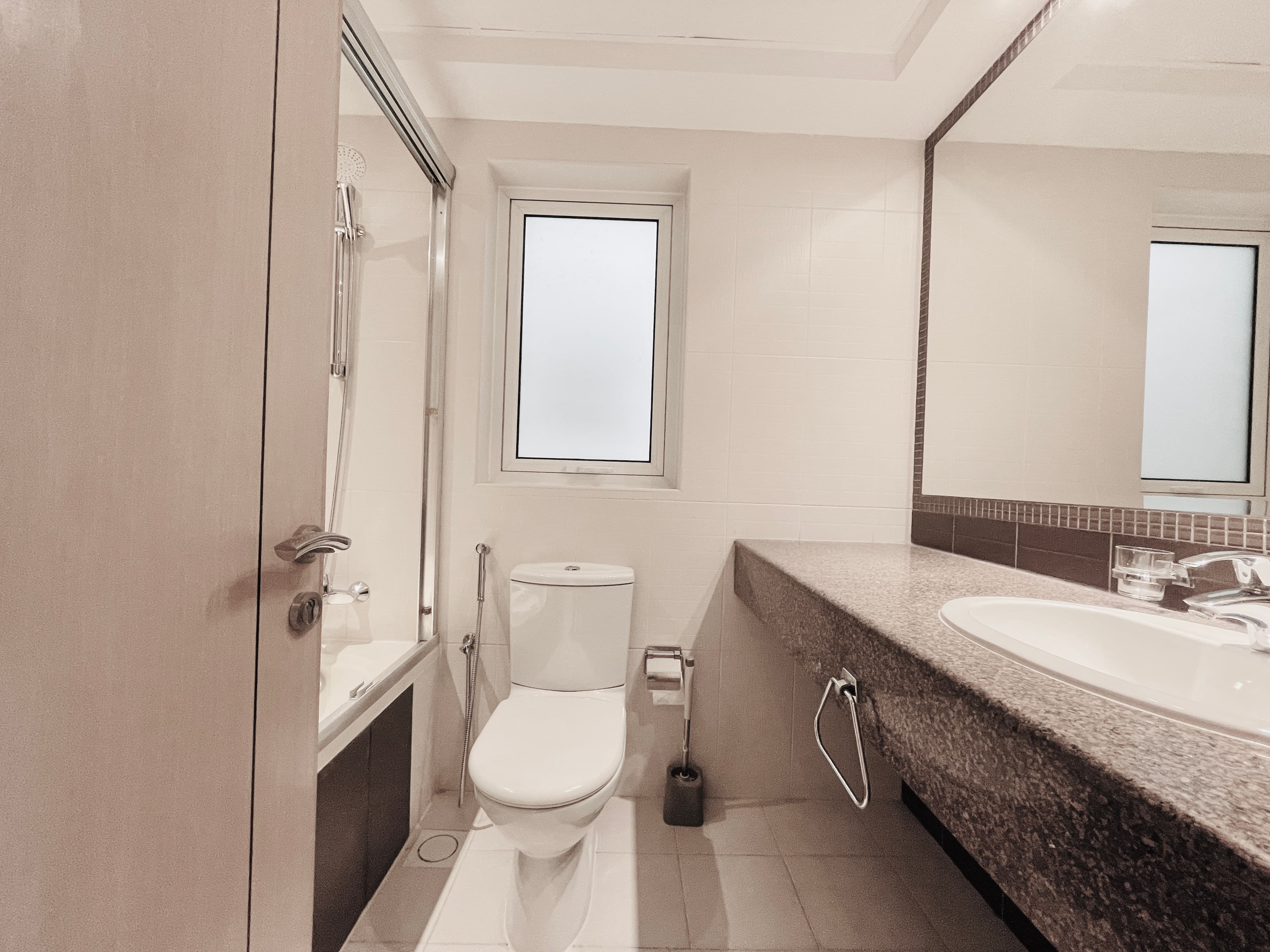 BALCONY | CITY VIEW | GREAT FACILITIES | MODERN