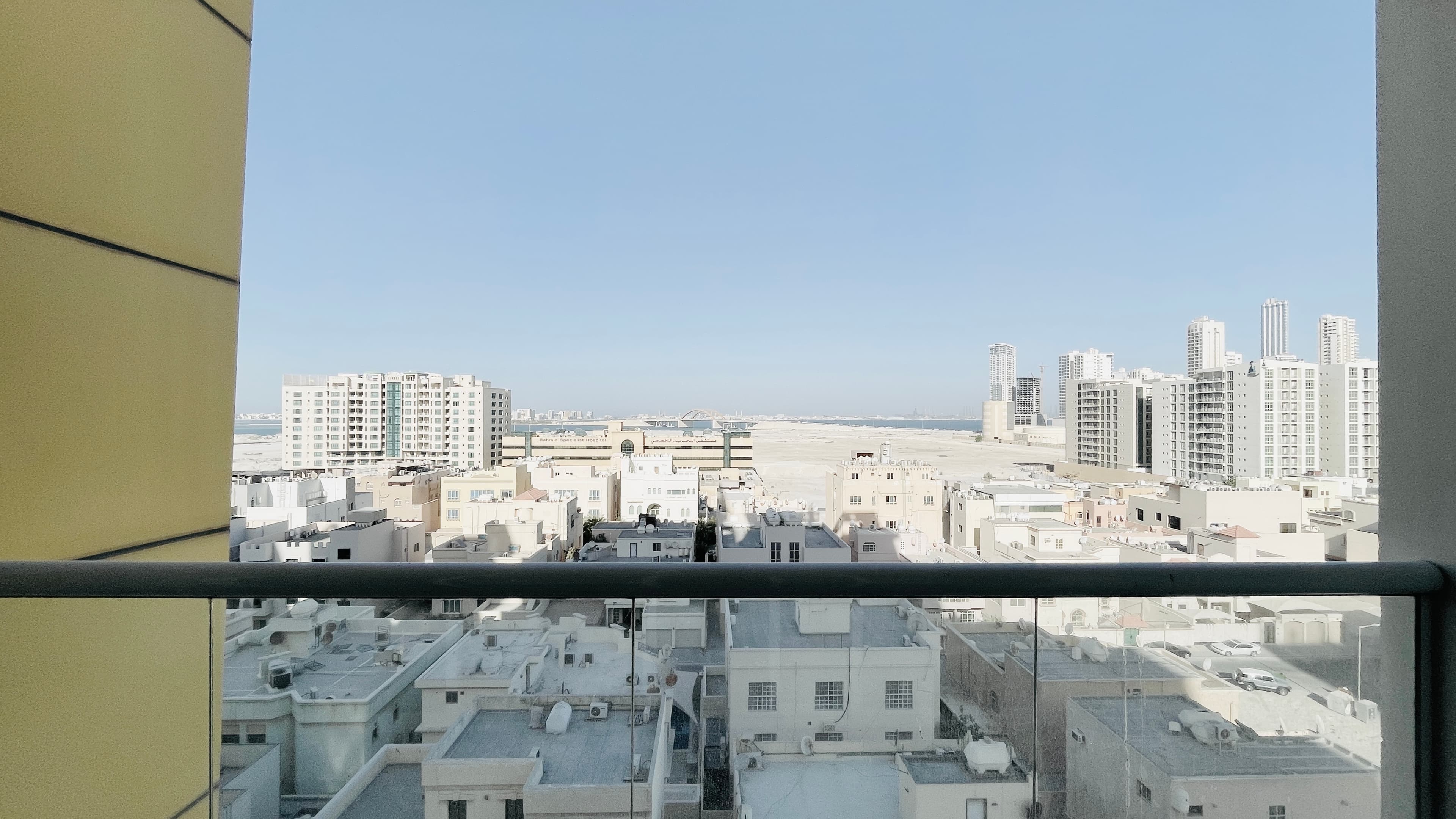 MODERN | CITY VIEW |SPACIOUS ROOMS | GREAT FACILITIES