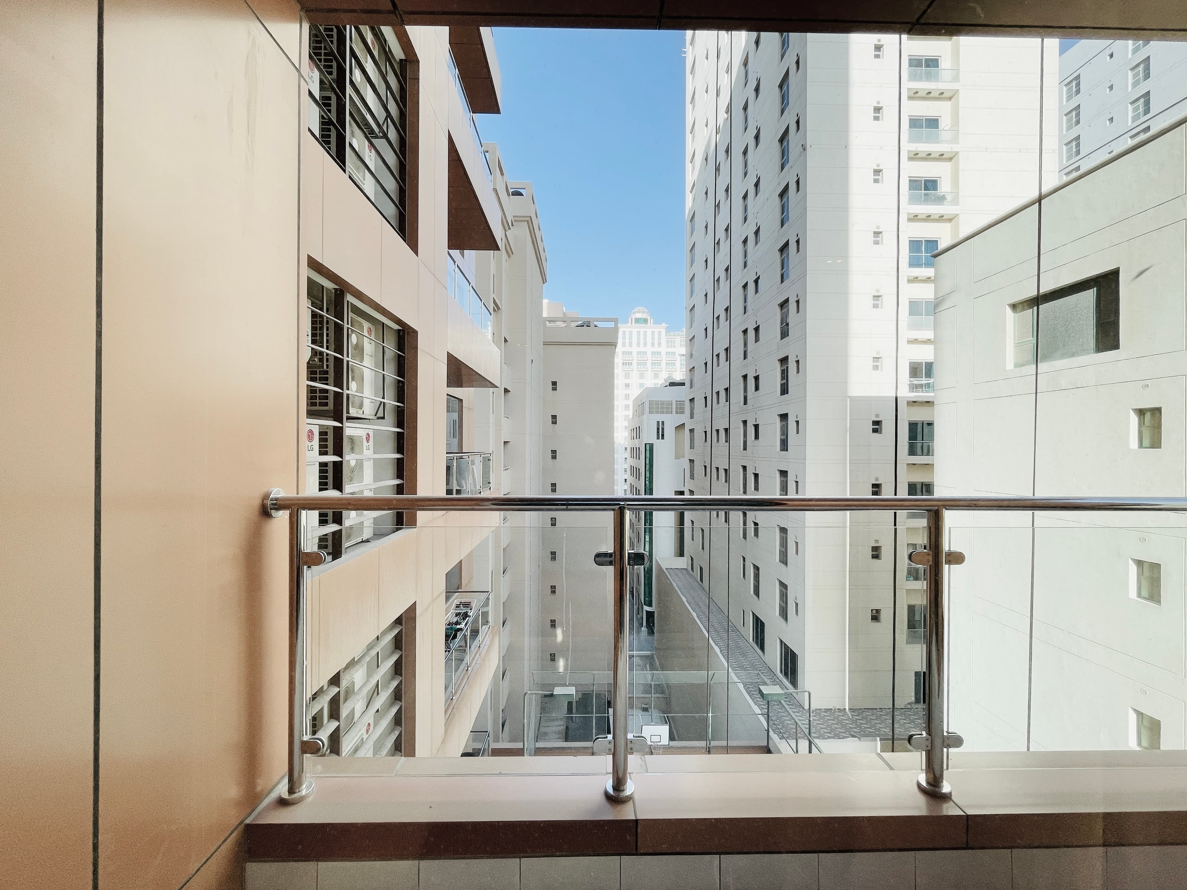LUXURY | CITY VIEW | SPACIOUS ROOMS | GREAT FACILITIES
