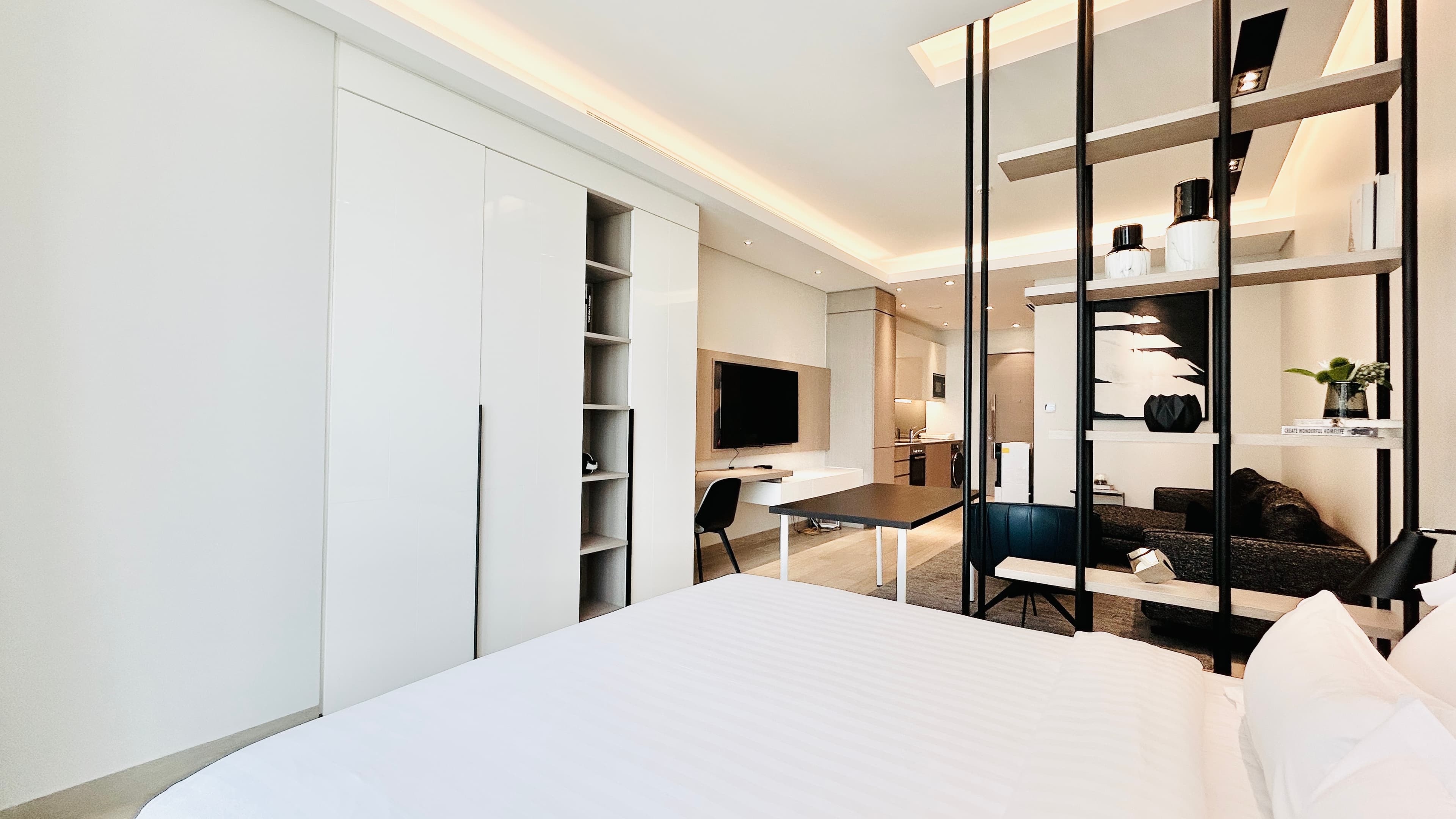 GREAT INVESTMENT | LUXURY | SPACIOUS ROOM | SEA VIEW