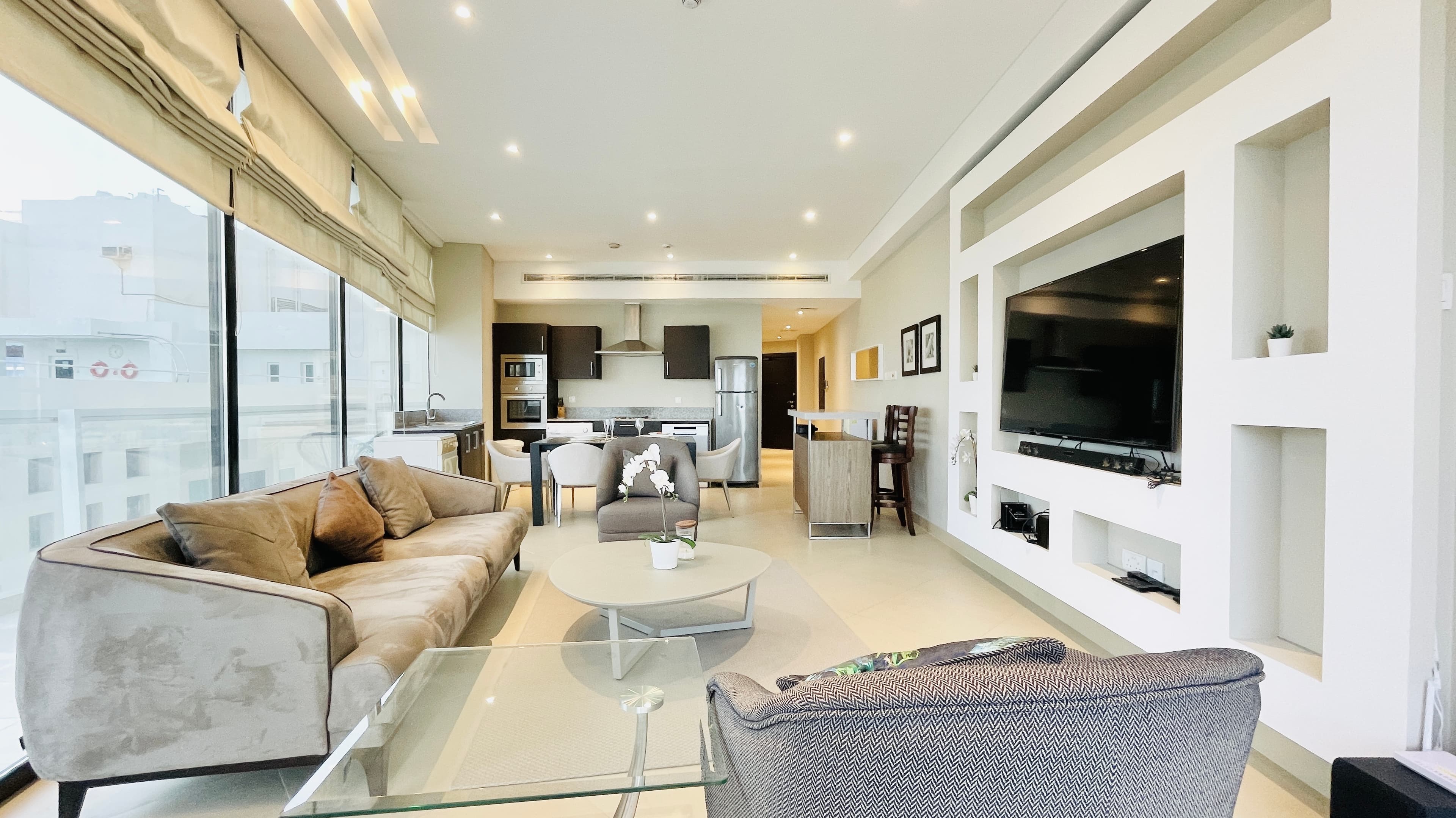 BALCONY | PARTIAL SEA/CITYVIEW | GREAT FACILITIES
