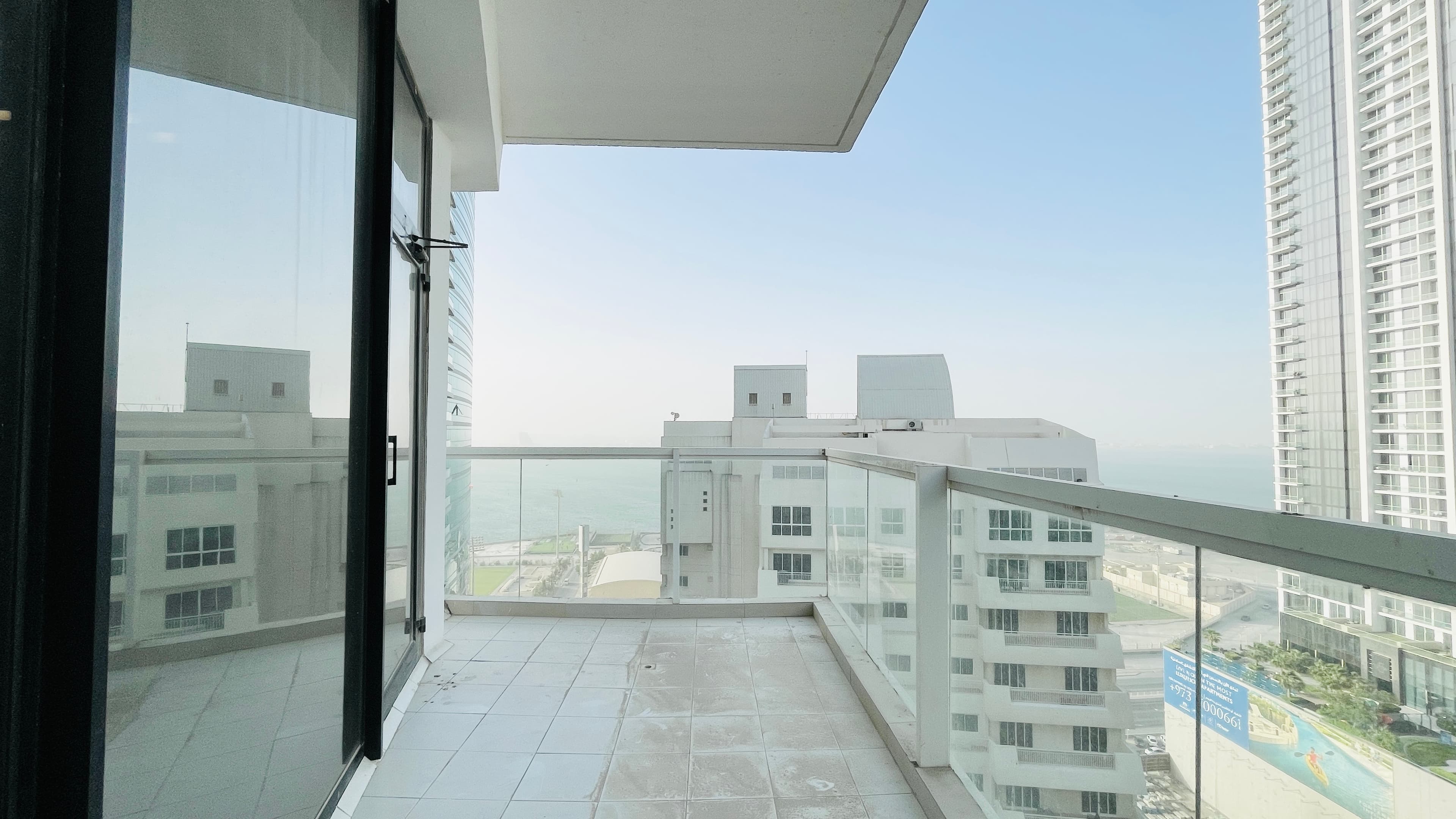 BALCONY | PARTIAL SEA/CITYVIEW | GREAT FACILITIES