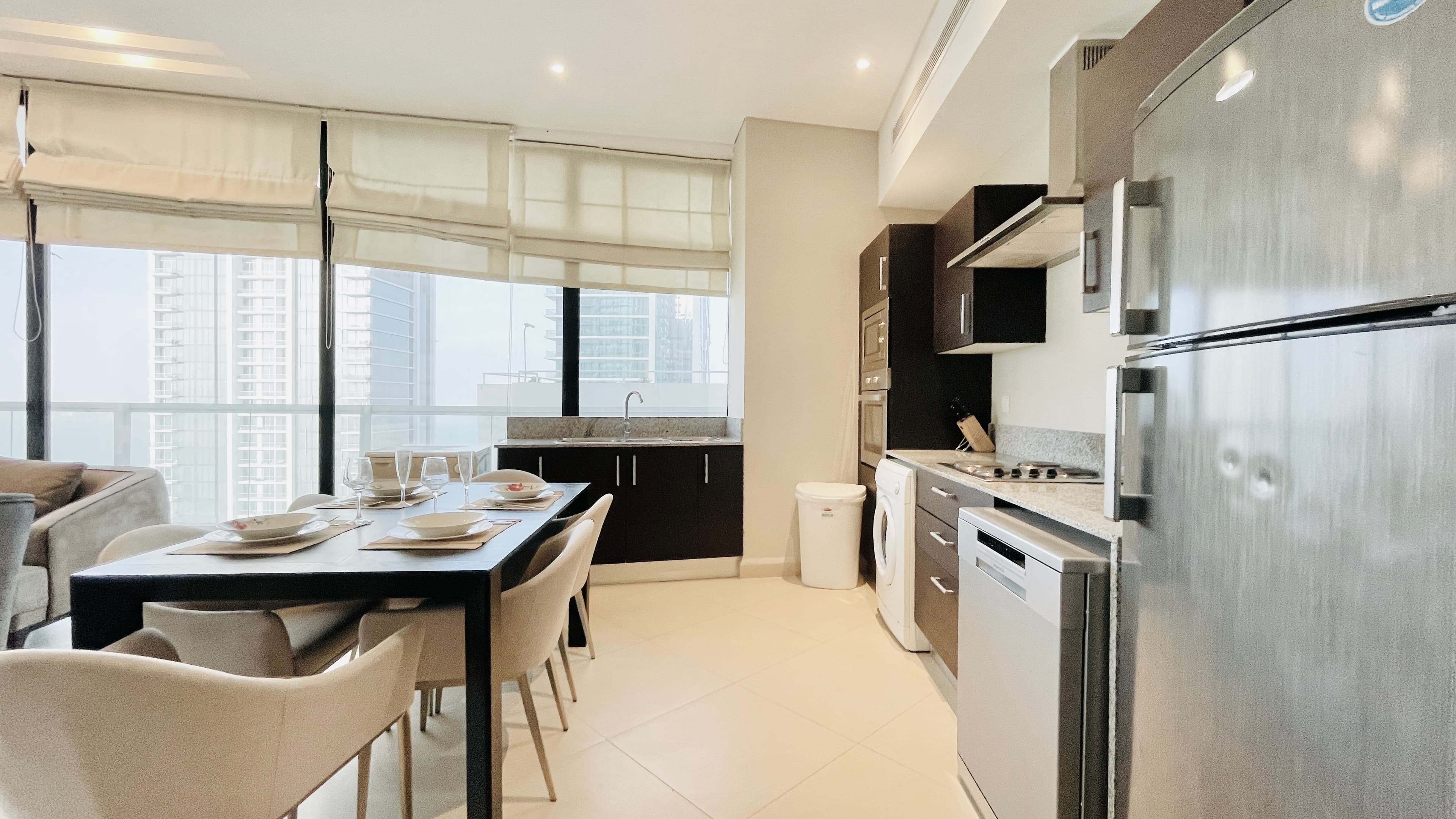 BALCONY | PARTIAL SEA/CITYVIEW | GREAT FACILITIES