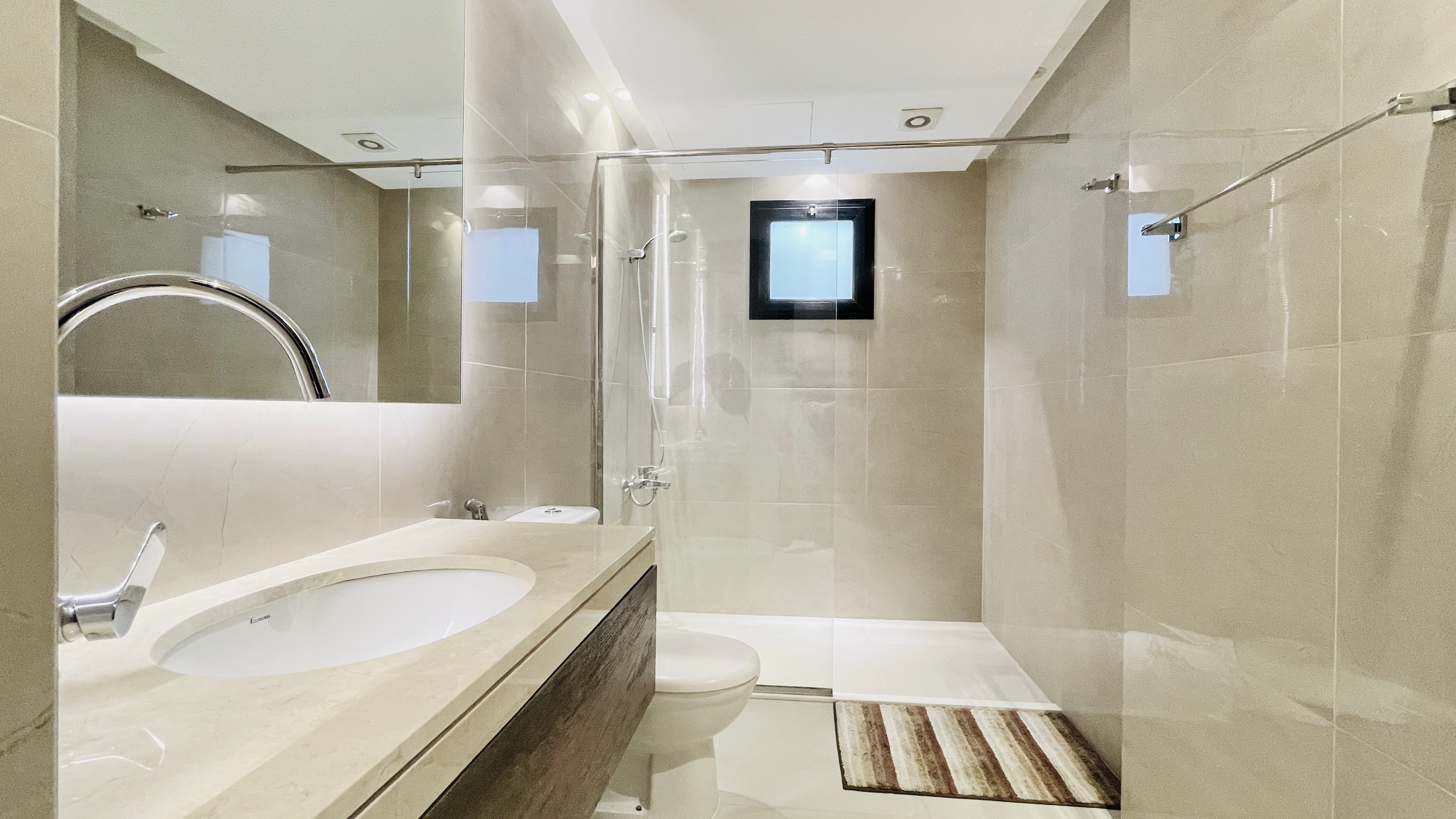 BALCONY | PARTIAL SEA/CITYVIEW | GREAT FACILITIES