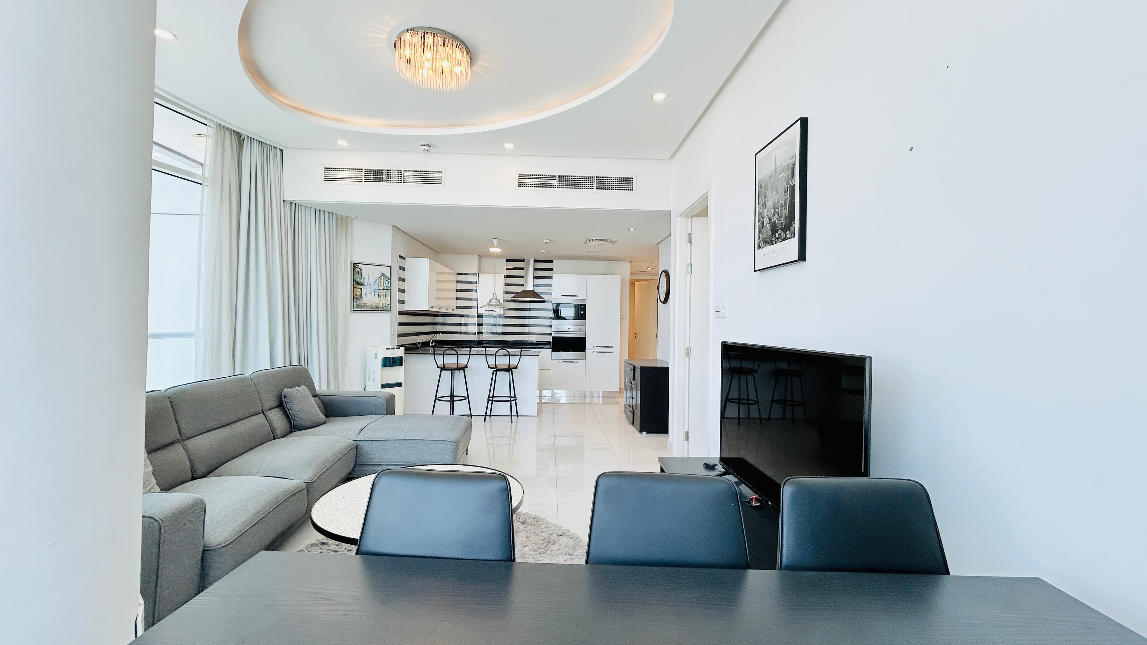MODERN | SPACIOUS | MAID ROOM | GREAT AMENITIES