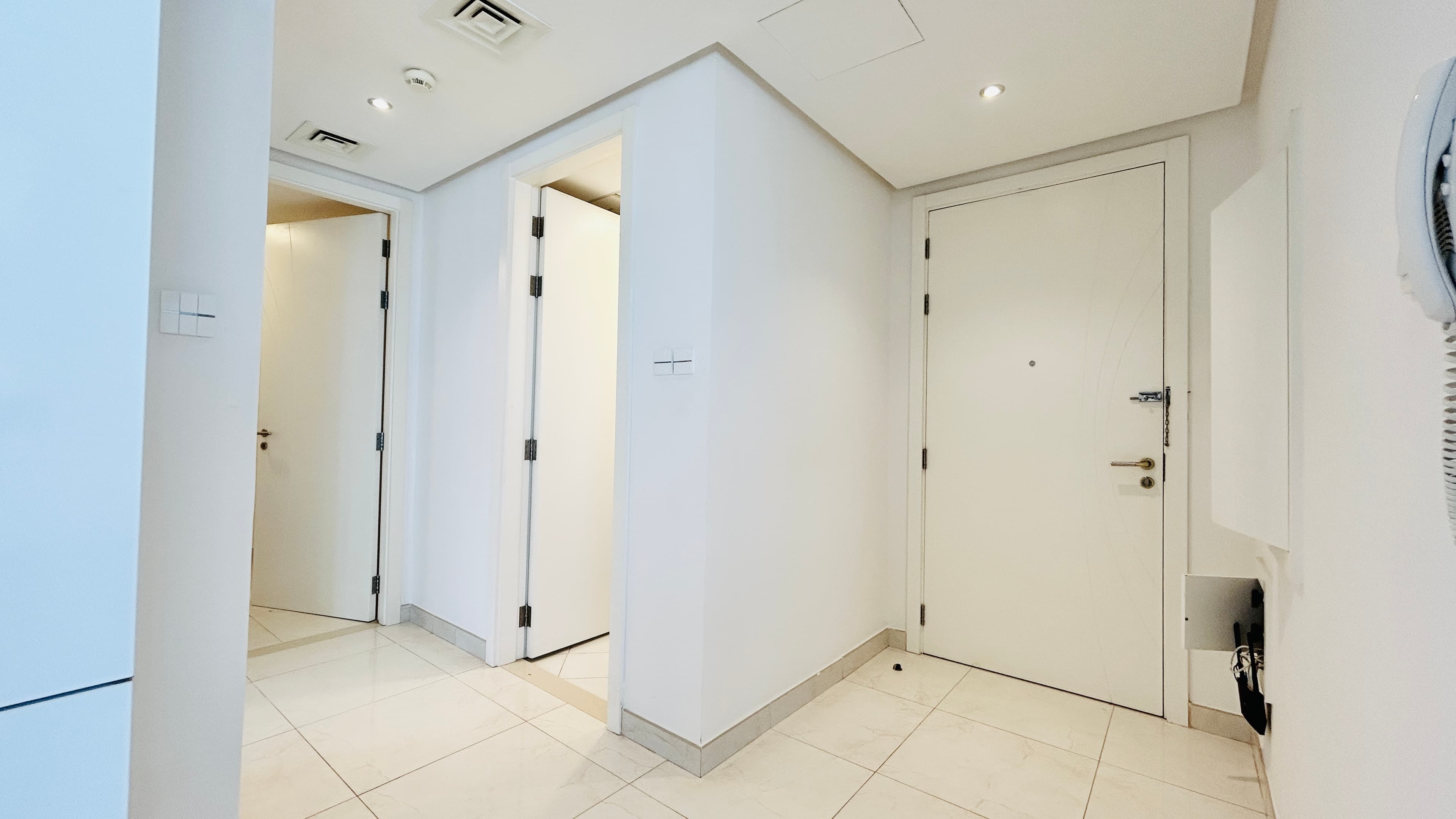 MODERN | SPACIOUS | MAID ROOM | GREAT AMENITIES