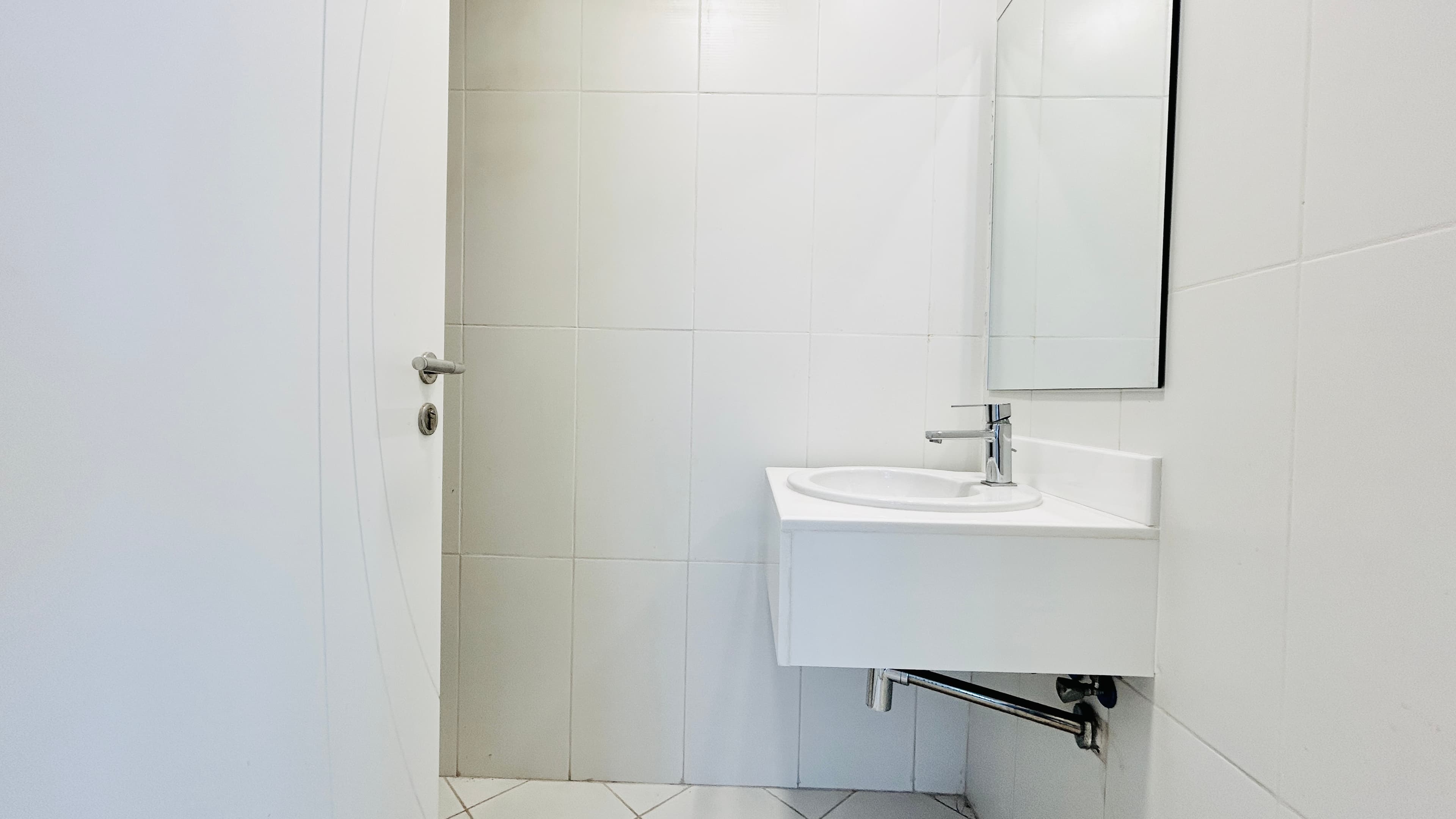 MODERN | SPACIOUS | MAID ROOM | GREAT AMENITIES