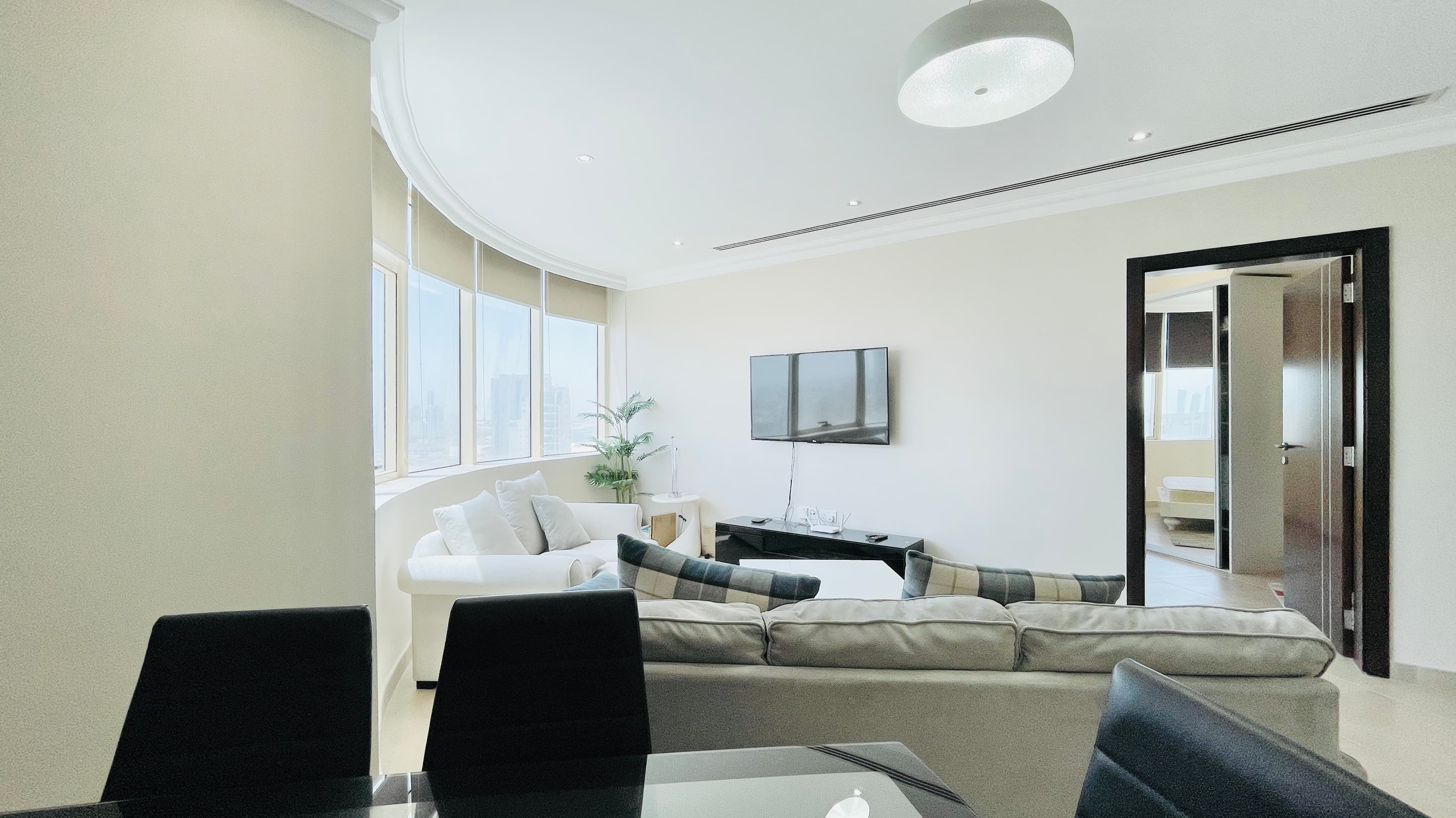 CITY VIEW | SPACIOUS ROOMS | GREAT FACILITIES |