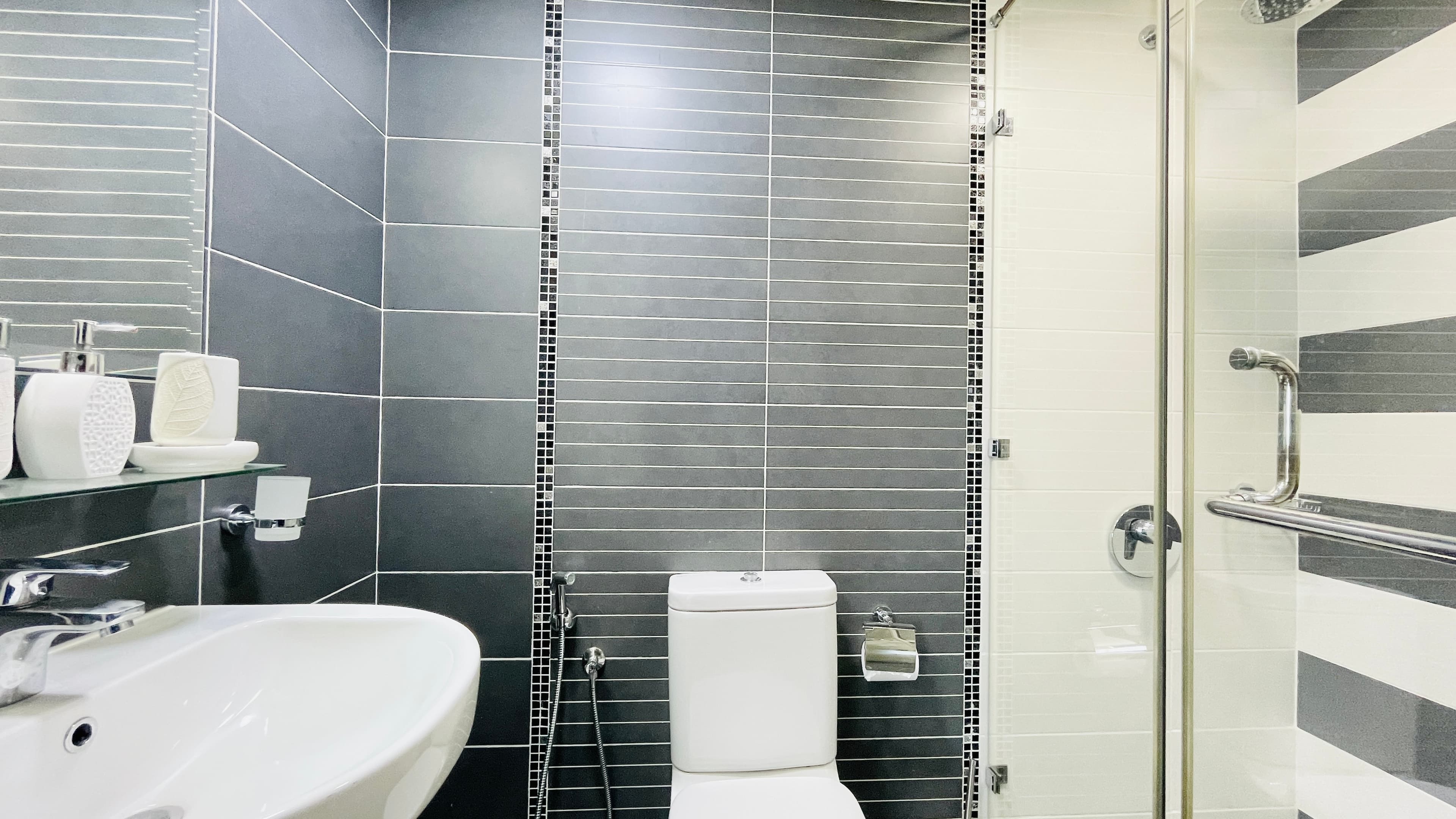 CITY VIEW | SPACIOUS ROOMS | GREAT FACILITIES |