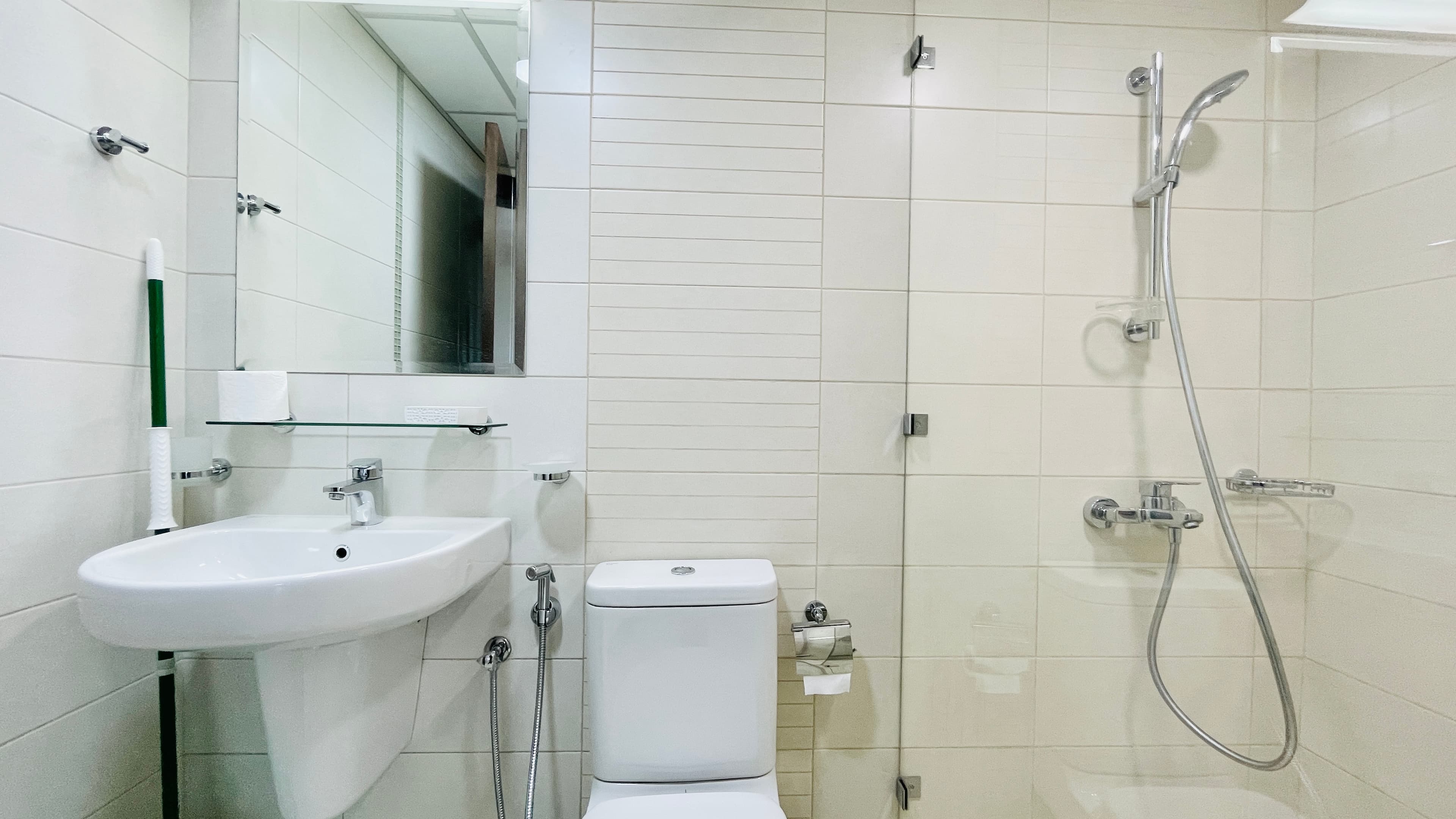 CITY VIEW | SPACIOUS ROOMS | GREAT FACILITIES |
