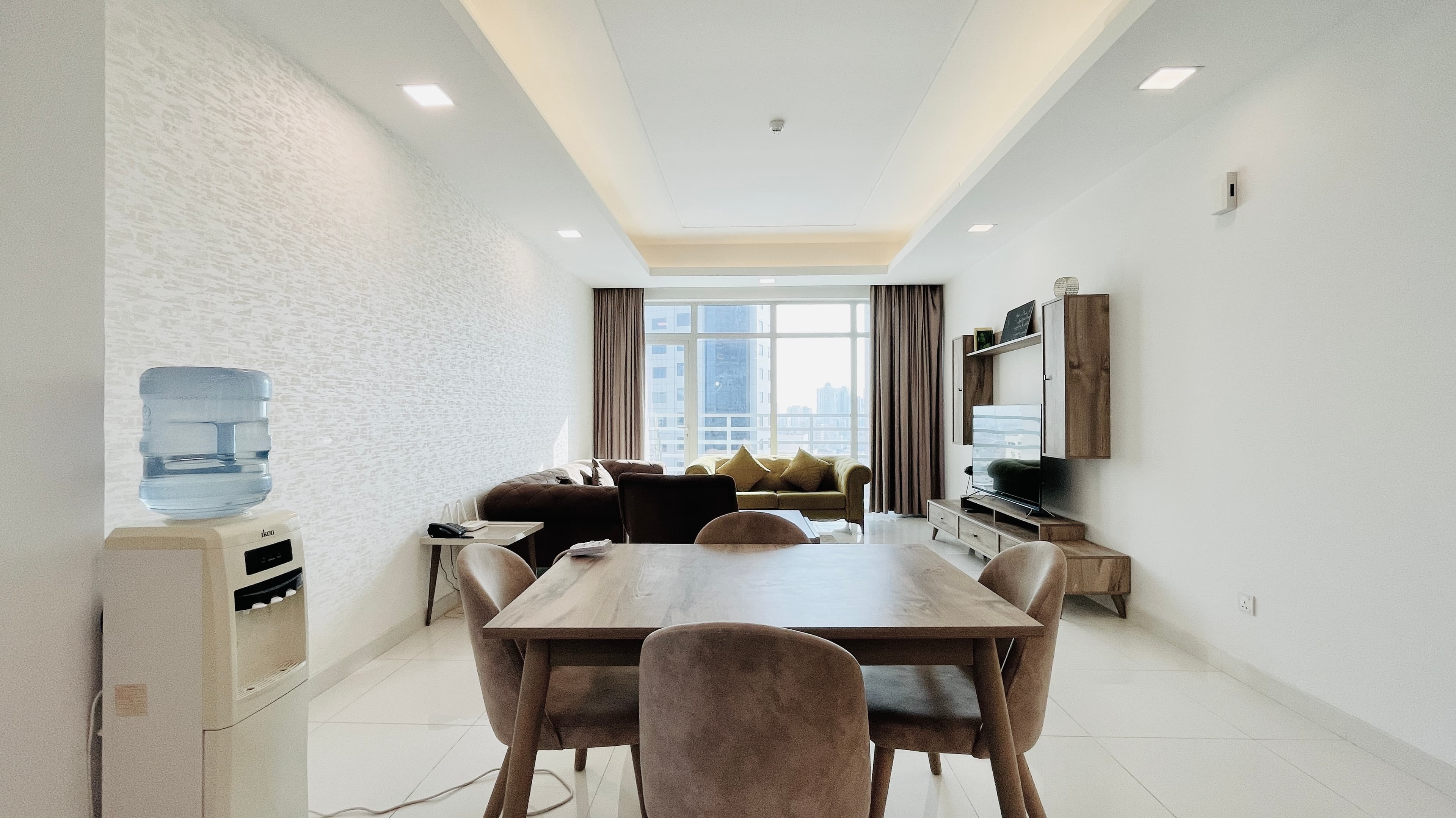 CITY VIEW | SPACIOUS | ROOMS | GREAT FACILITIES