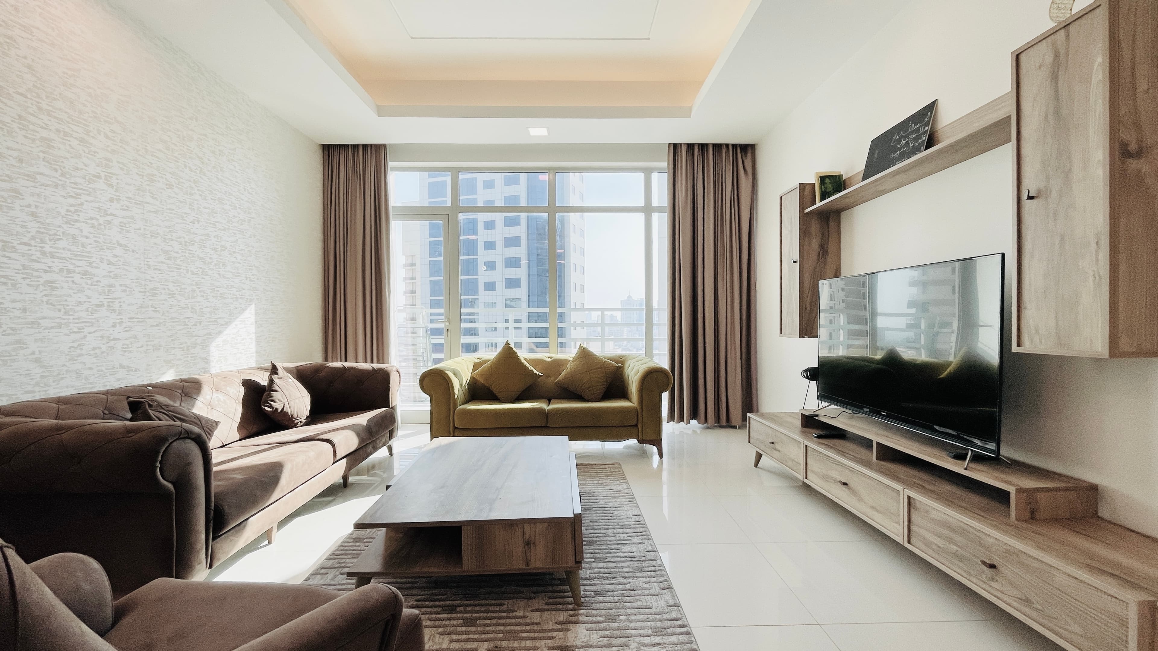 CITY VIEW | SPACIOUS | ROOMS | GREAT FACILITIES