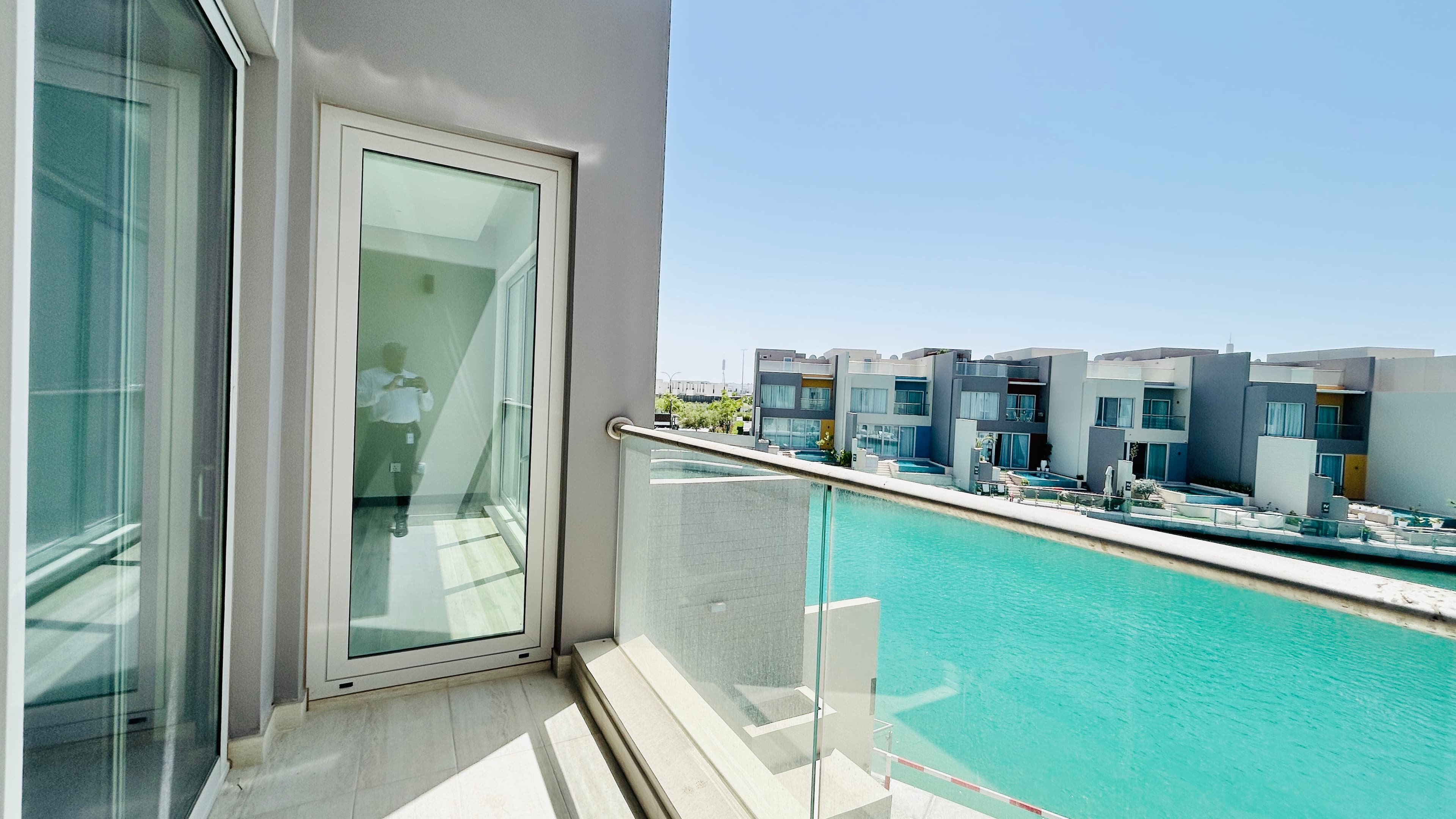 WATERFRONT VIEW | BRAND NEW | MODERN | PRIVATE POOL