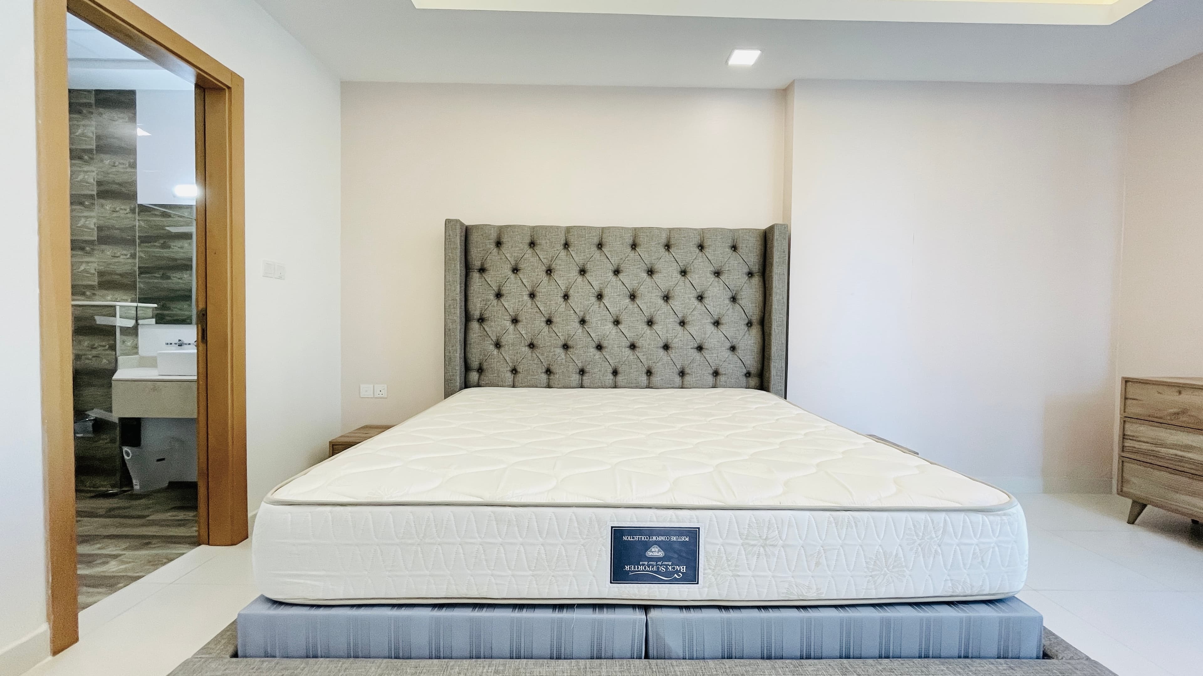 CITY VIEW | SPACIOUS | ROOMS | GREAT FACILITIES