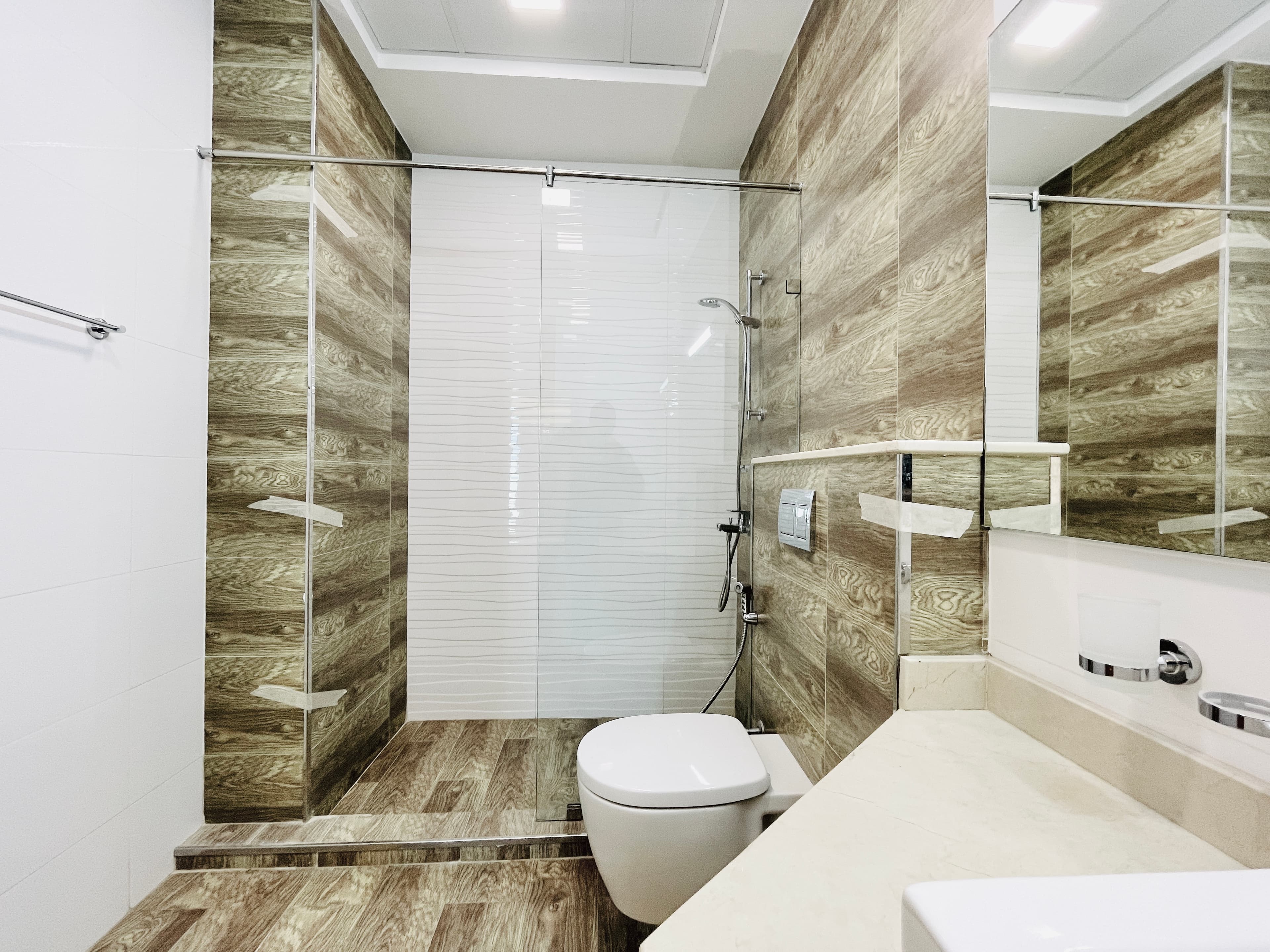 MODERN | CITY VIEW | SPACIOUS ROOMS | GREAT FACILITIES