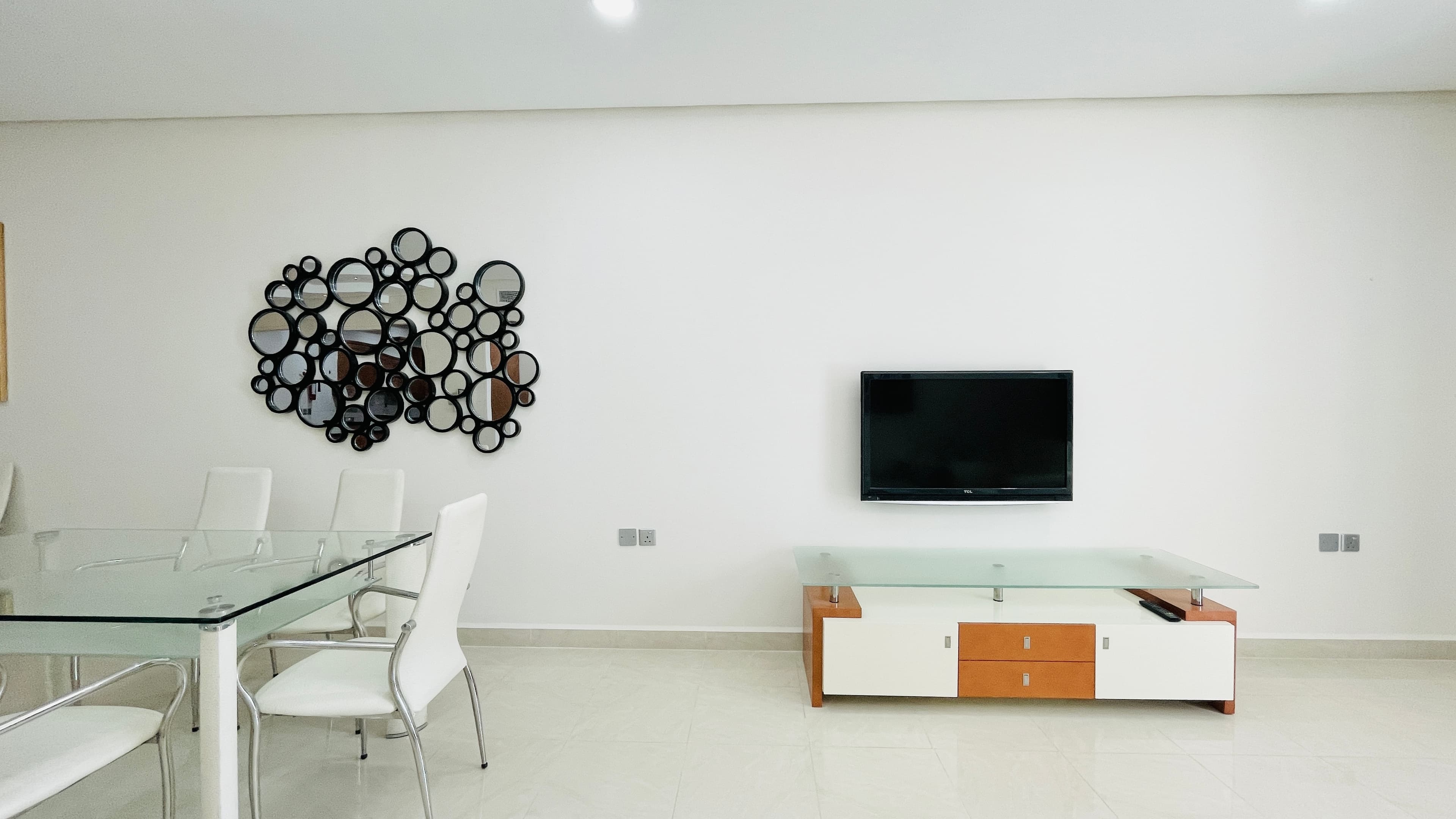 SPACIOUS ROOMS | BALCONY | CITYVIEW | GREAT FACILITIES