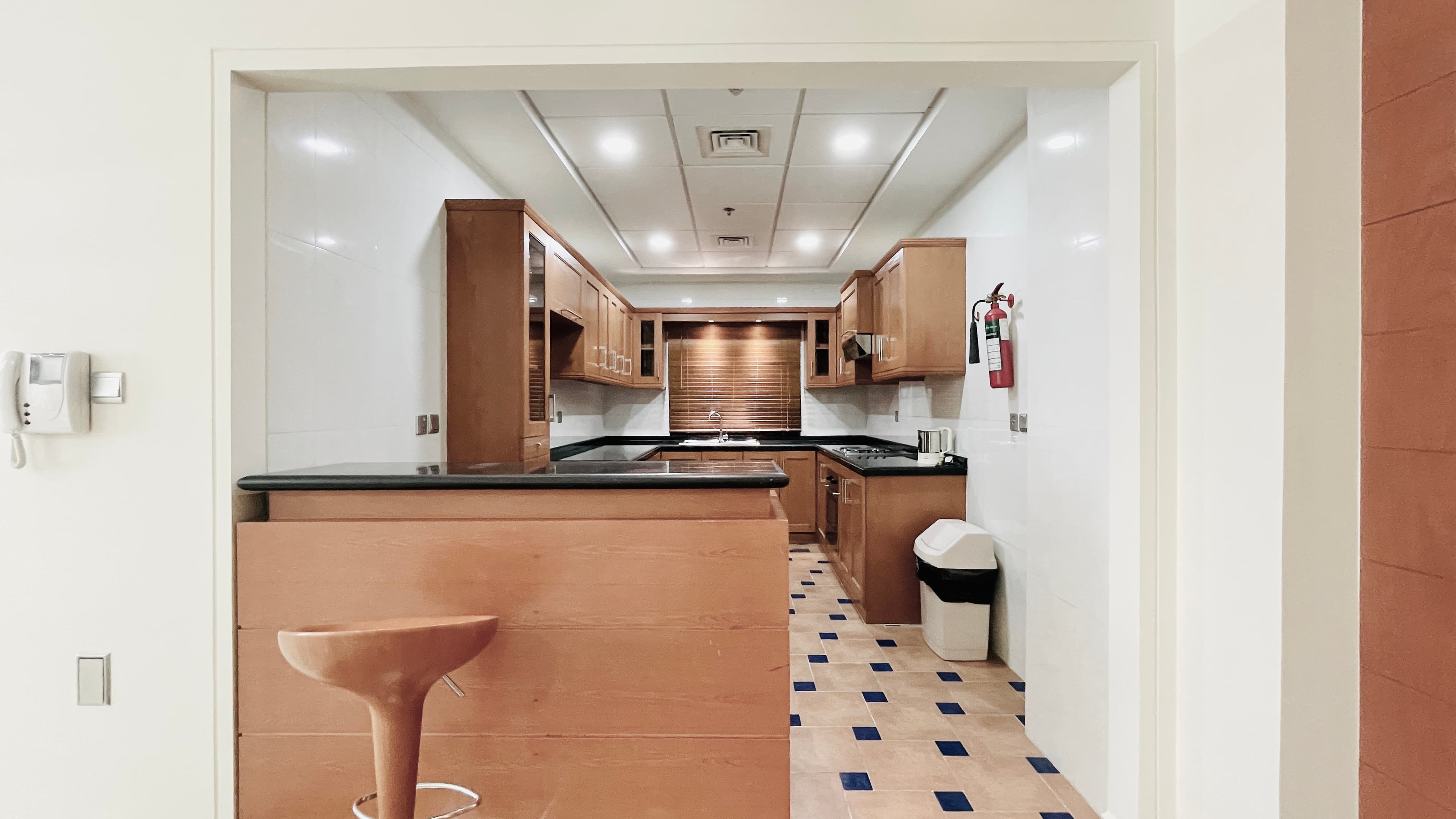 SPACIOUS ROOMS | BALCONY | CITYVIEW | GREAT FACILITIES