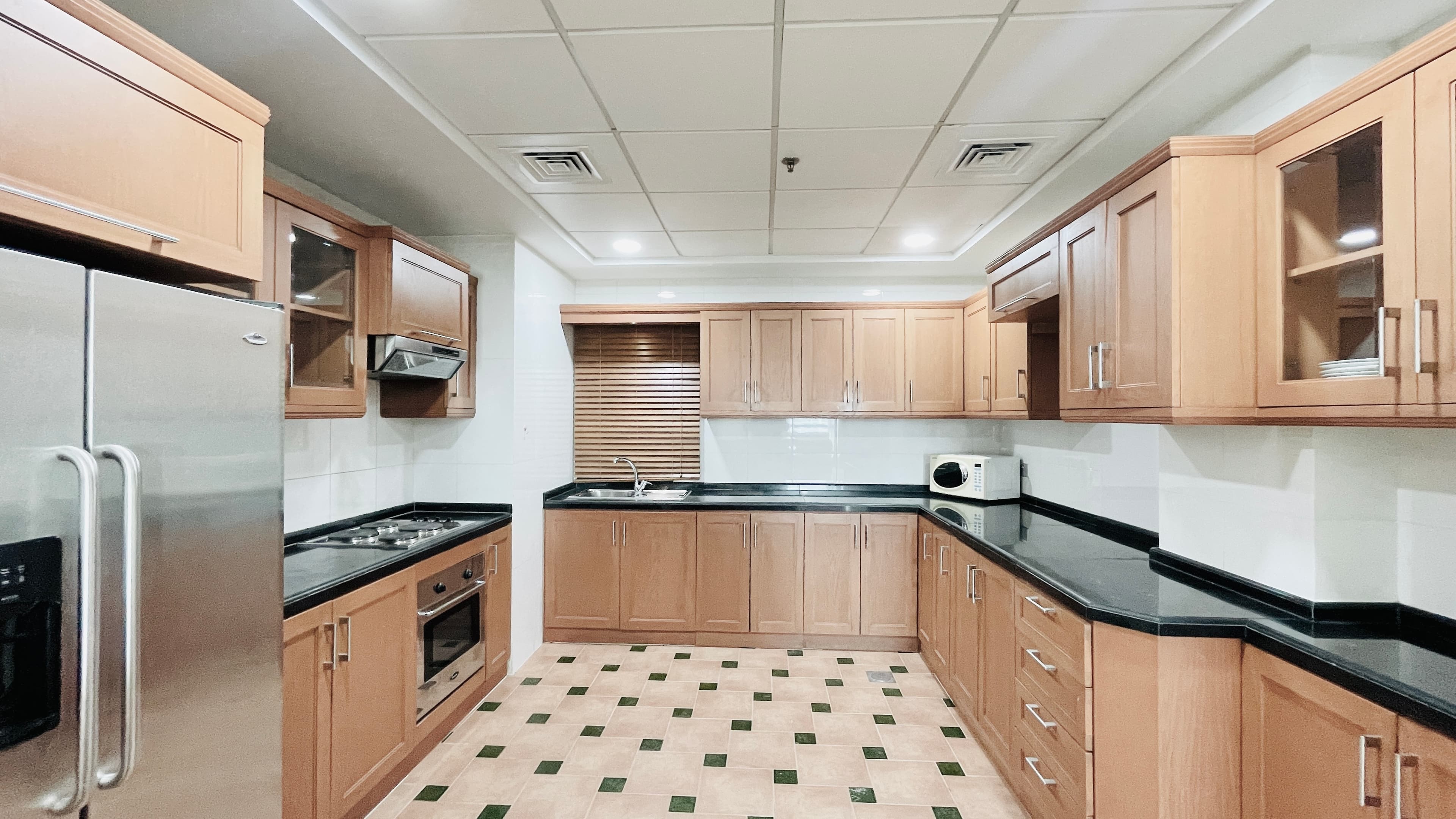 HOUSE KEEPING | BALCONY | CITYVIEW | GREAT FACILITIES