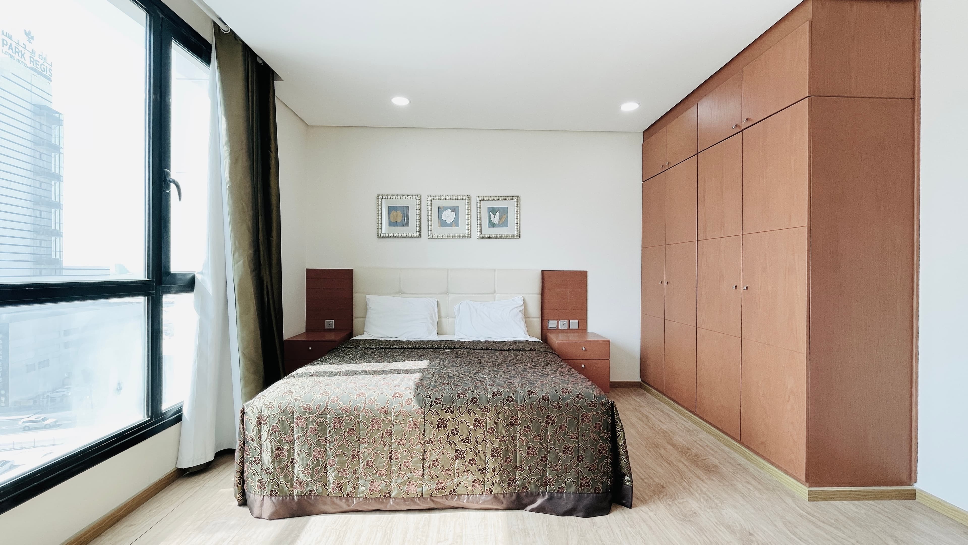 HOUSE KEEPING | BALCONY | CITYVIEW | GREAT FACILITIES