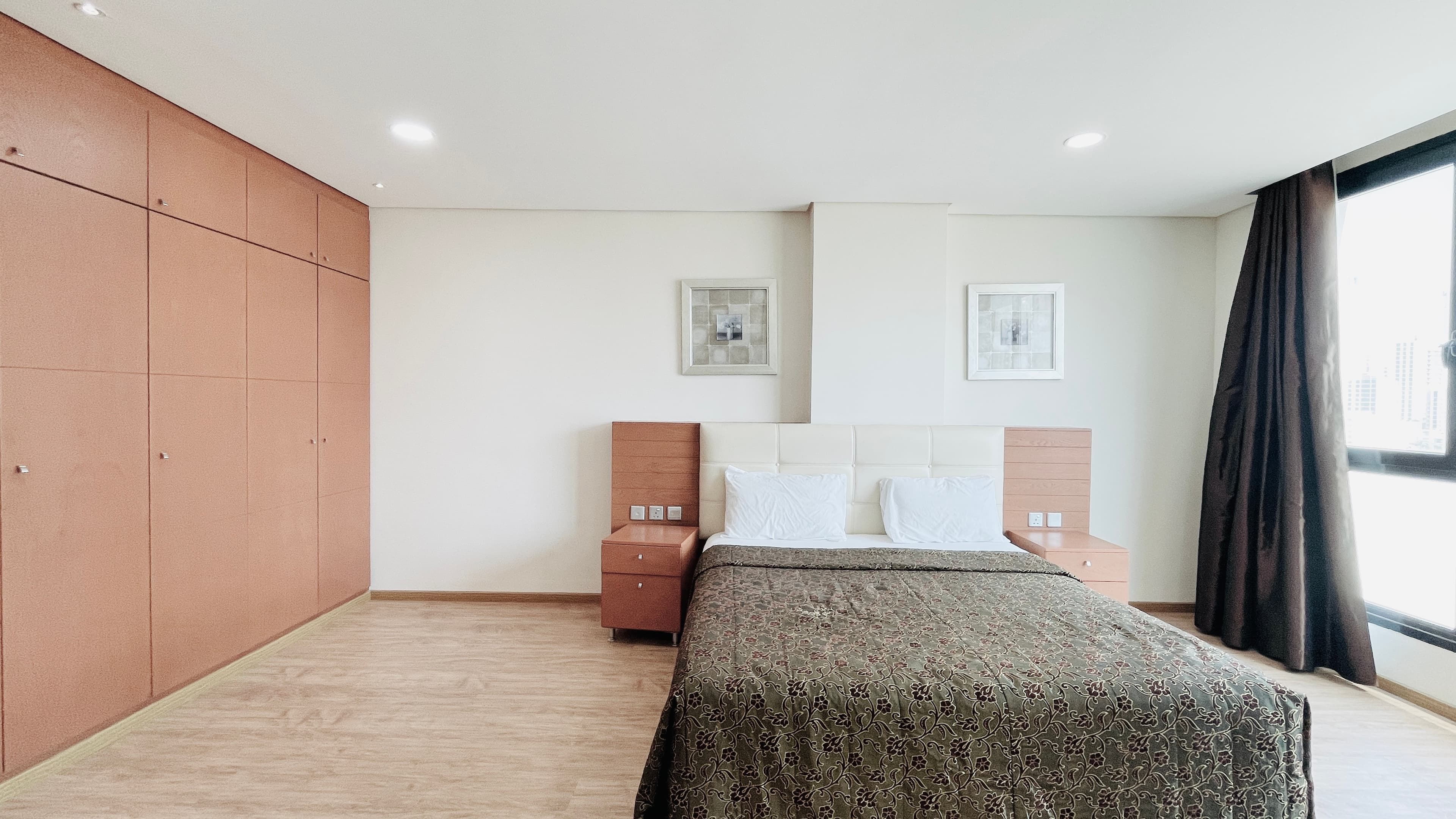 HOUSE KEEPING | BALCONY | CITYVIEW | GREAT FACILITIES