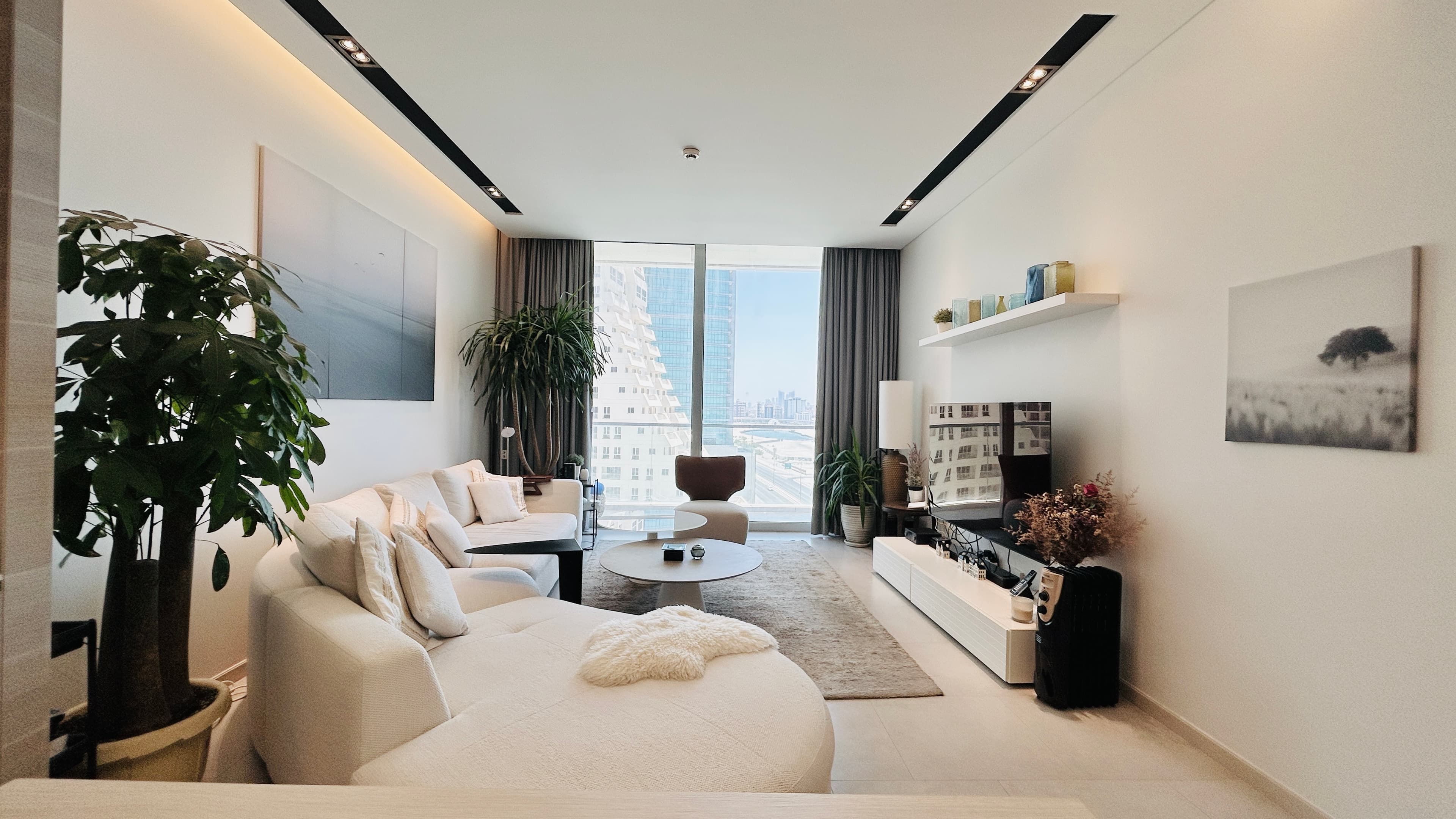 GREAT INVESTMENT | LUXURY | SPACIOUS ROOM | SEA VIEW