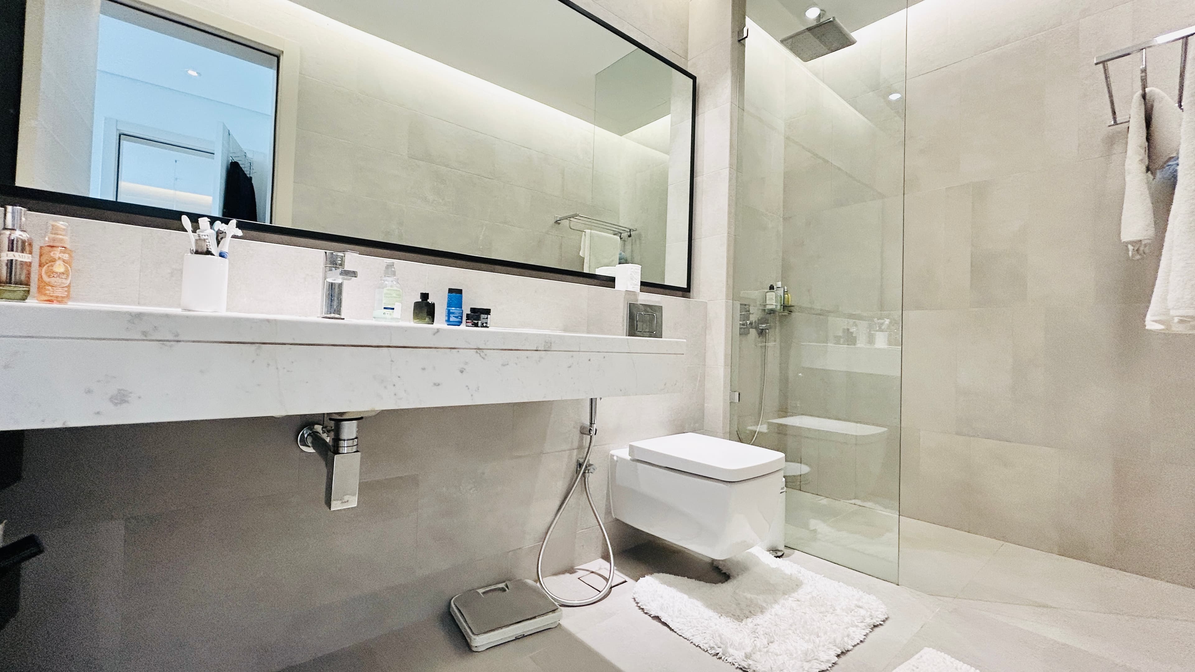GREAT AMENITIES | LUXURY | SPACIOUS ROOM | SEA VIEW