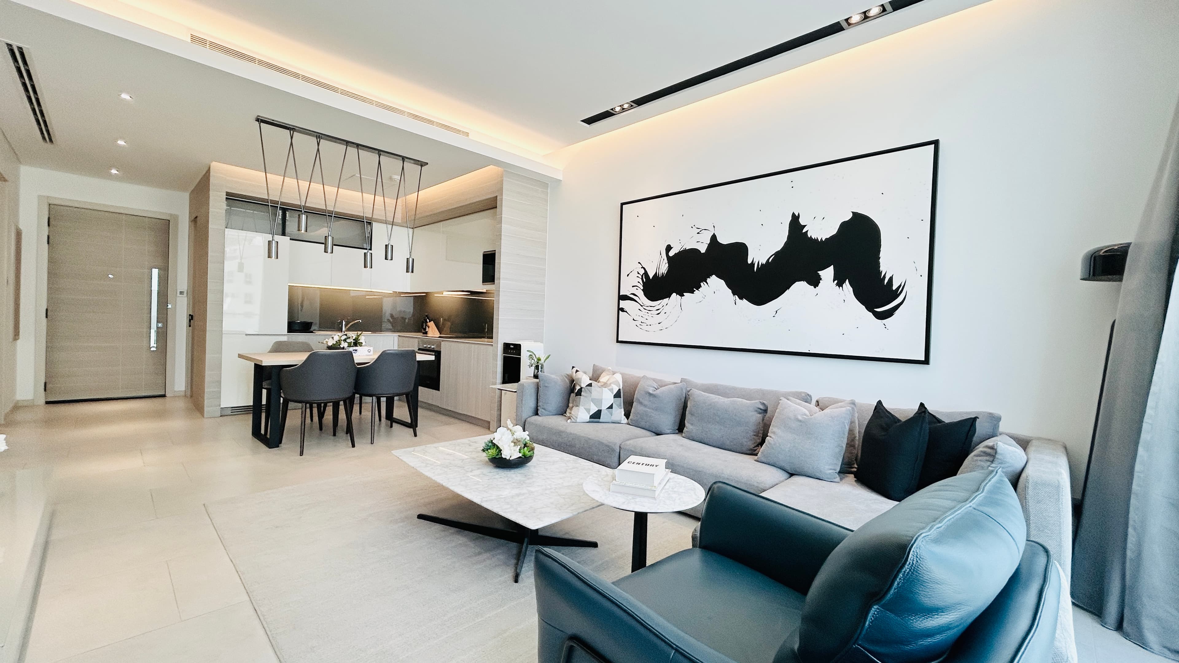 GREAT AMENITIES | LUXURY | SPACIOUS ROOM | SEA VIEW