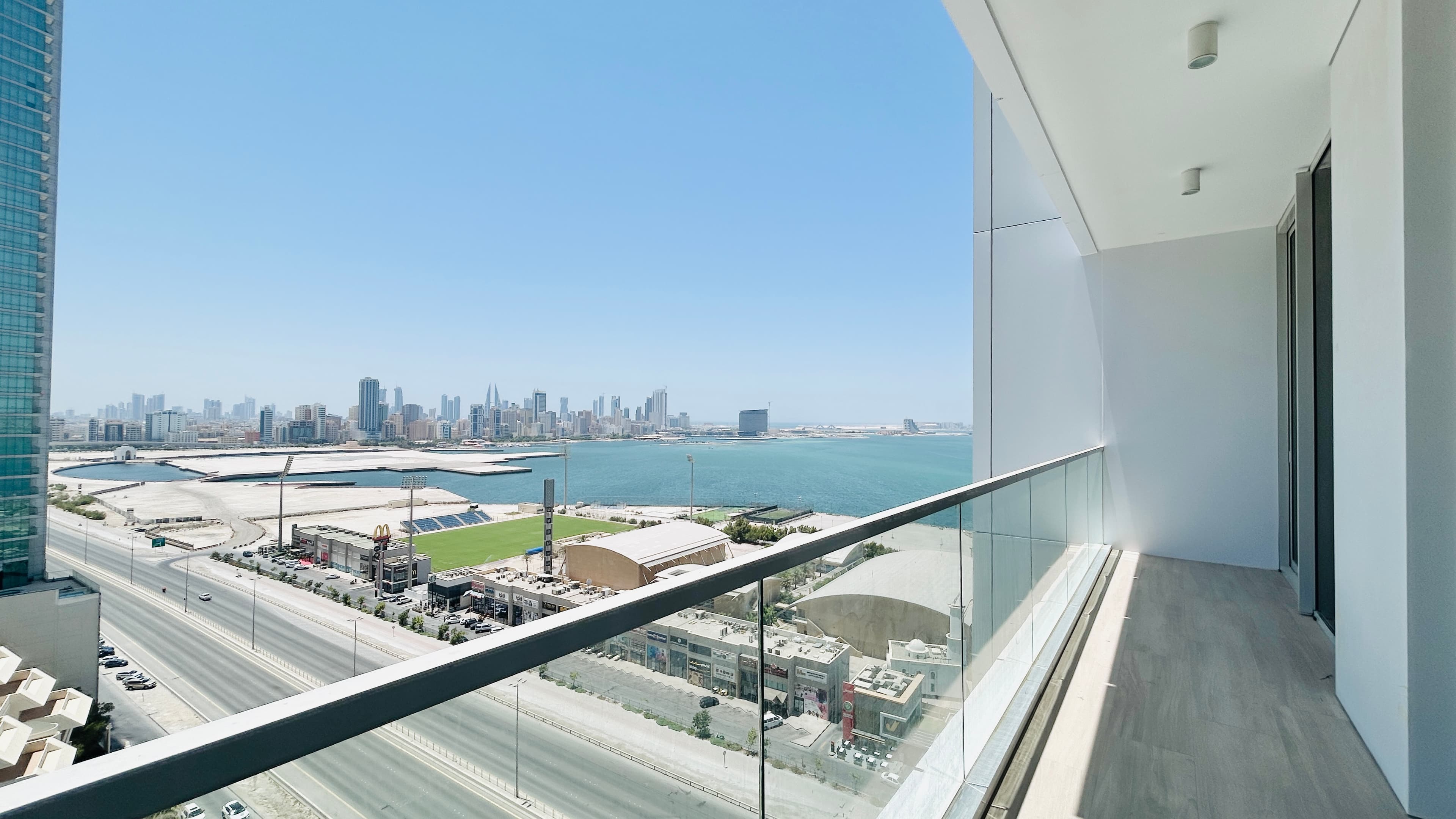 GREAT AMENITIES | LUXURY | SPACIOUS ROOM | SEA VIEW