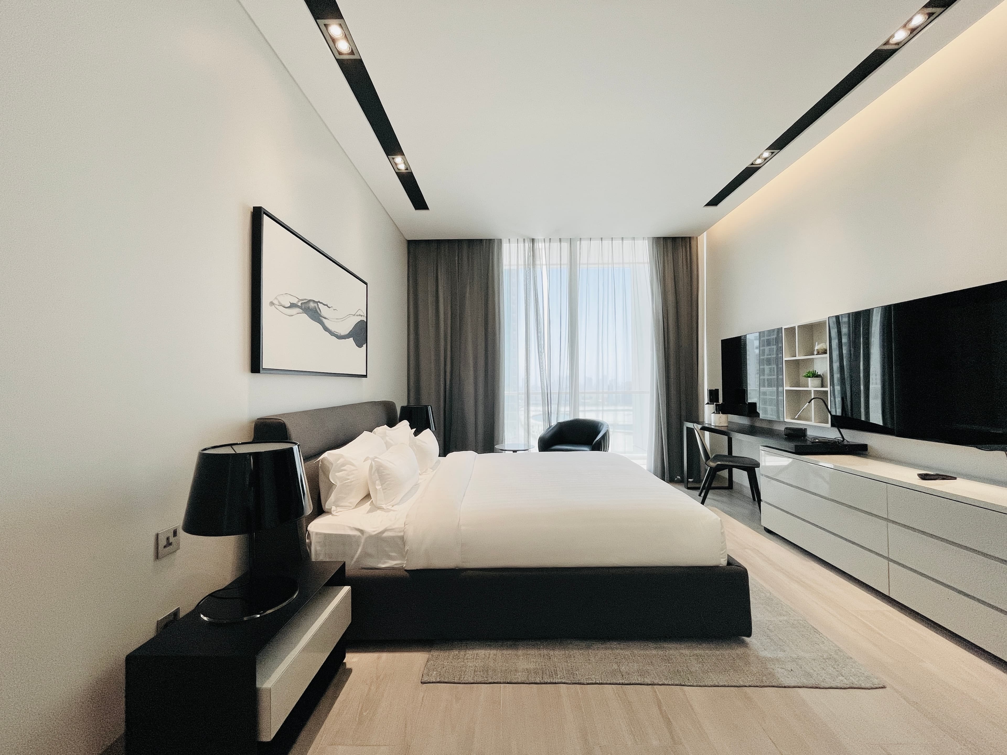 LUXURY | SPACIOUS ROOM | SEA VIEW | BALCONY