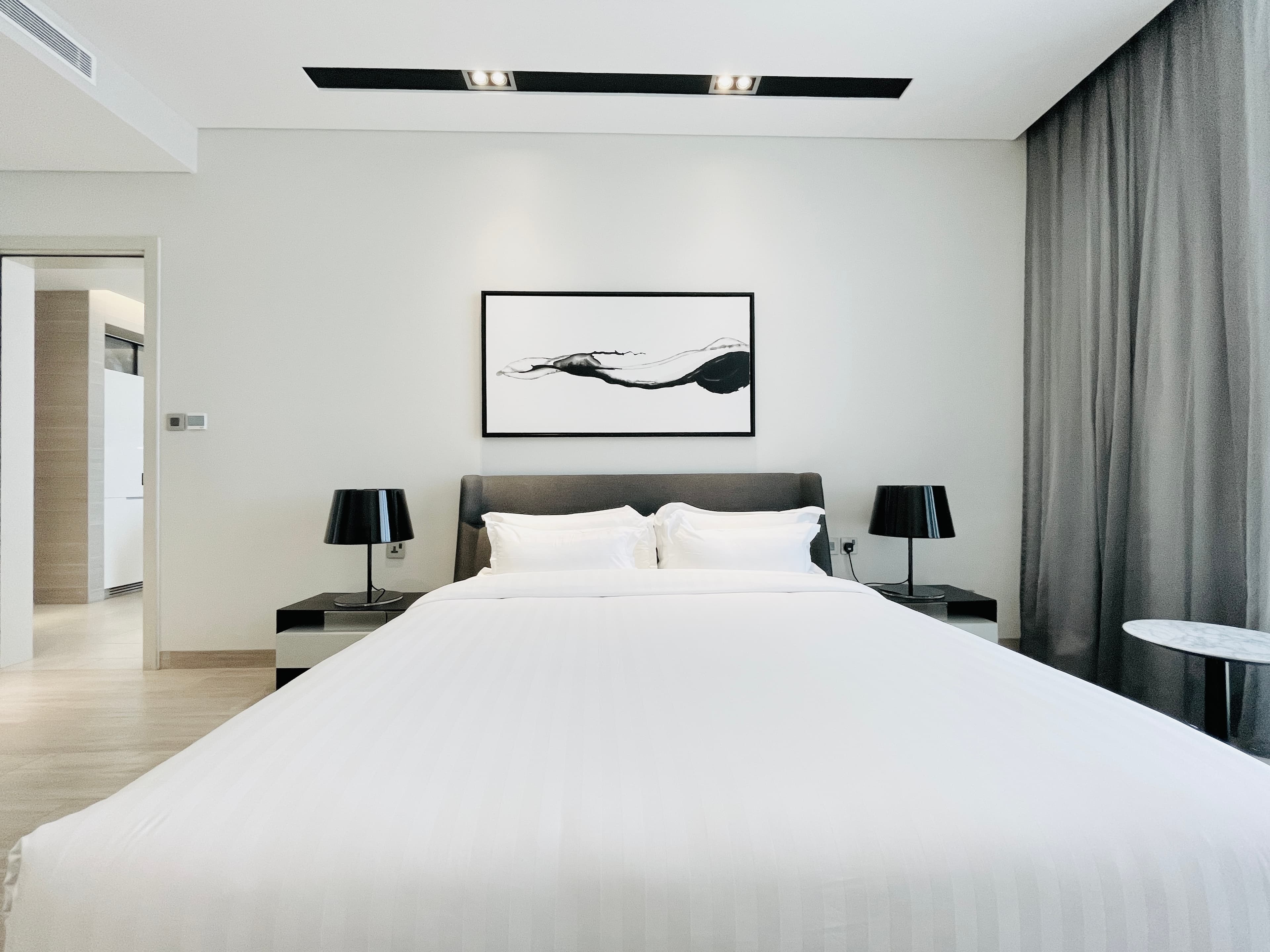 LUXURY | SPACIOUS ROOM | SEA VIEW | BALCONY