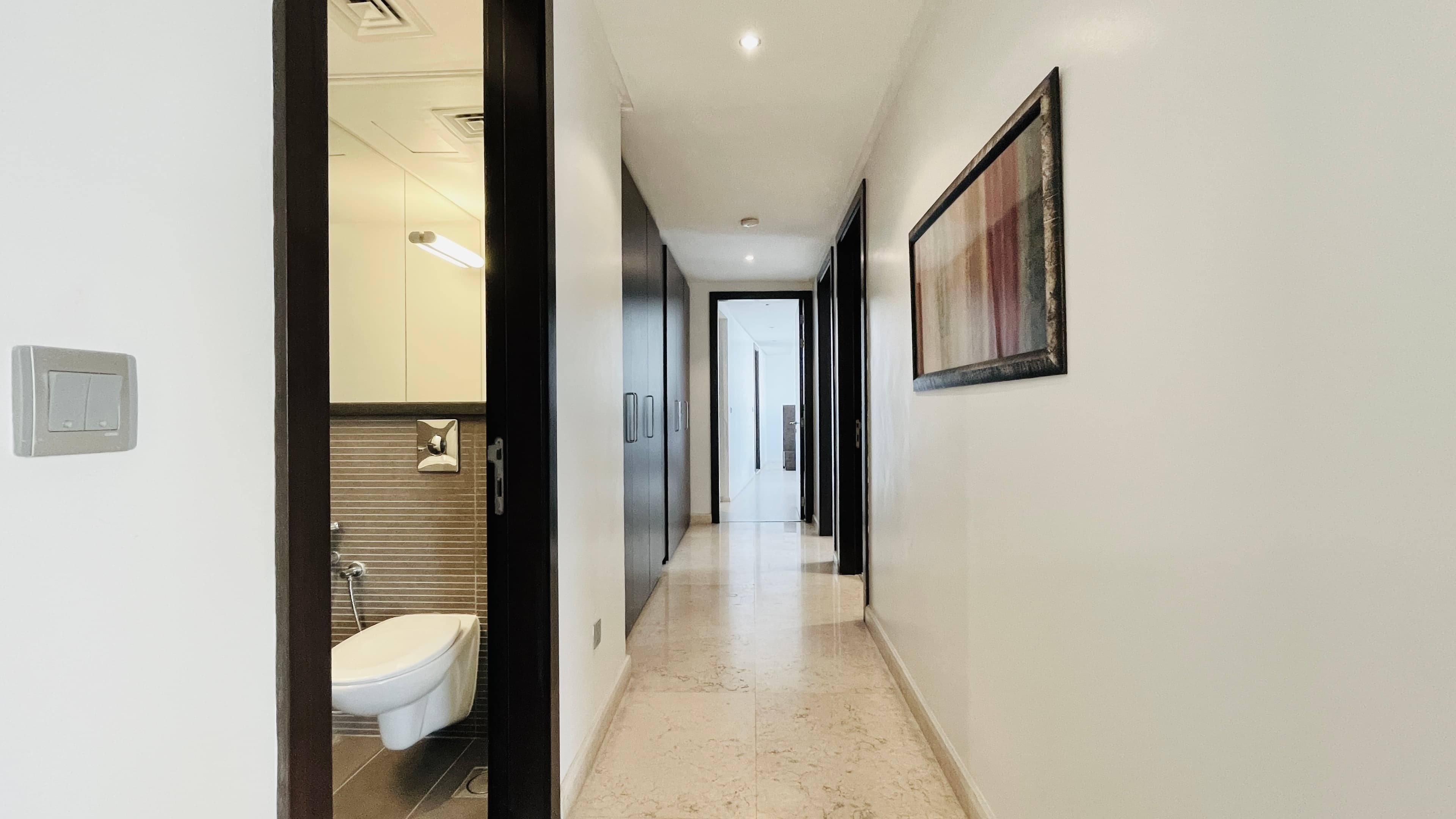 UNLIMITED EWA | HOUSEKEEPING | SPACIOUS | BALCONY