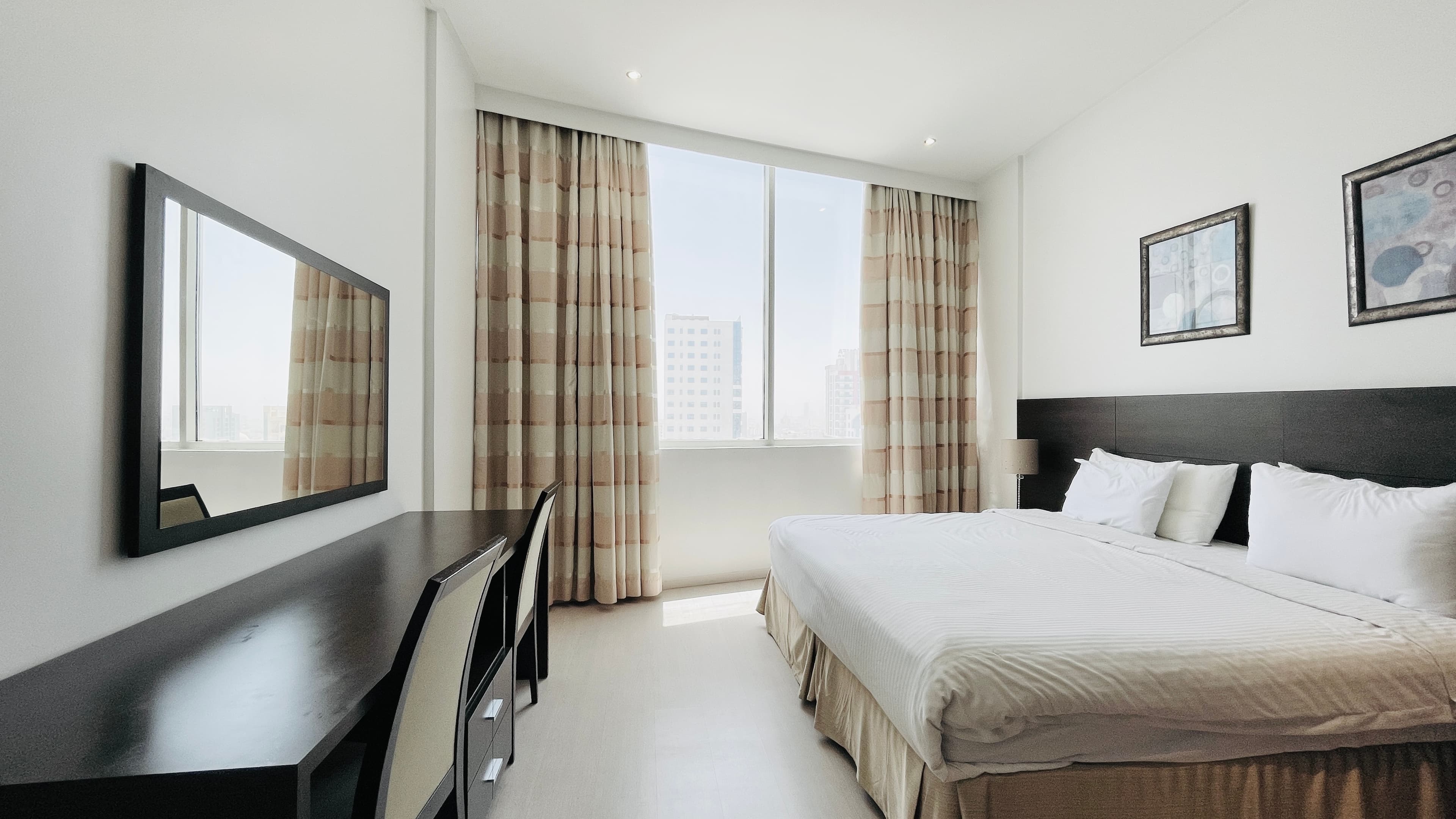 UNLIMITED EWA | HOUSEKEEPING | SPACIOUS | BALCONY
