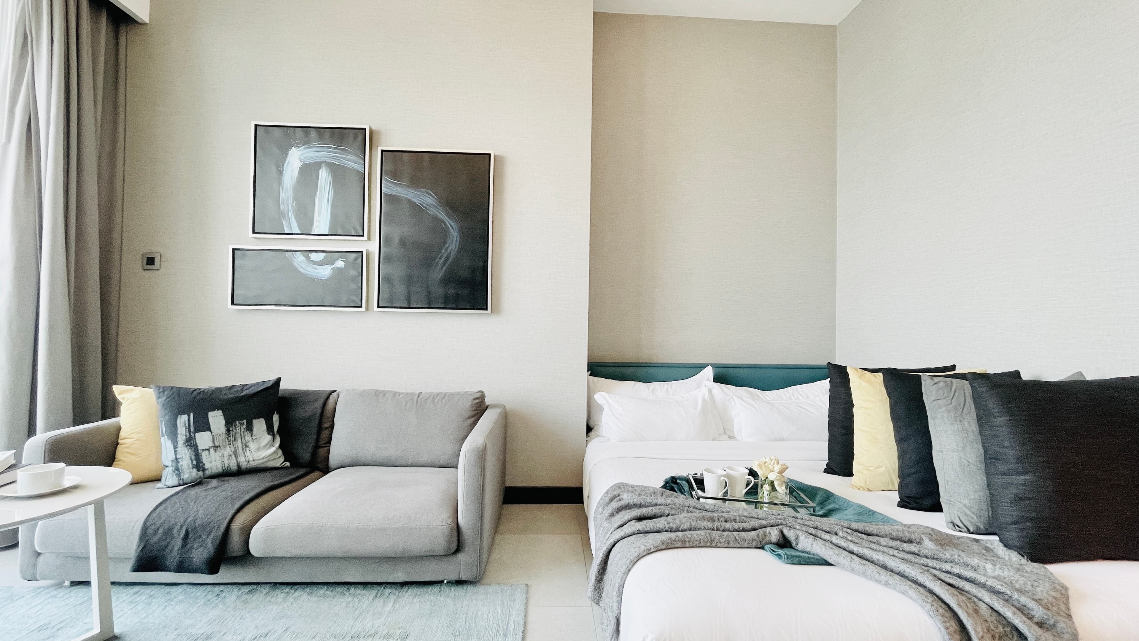 LUXURY | GREAT AMENITIES | MODERN | BALCONY