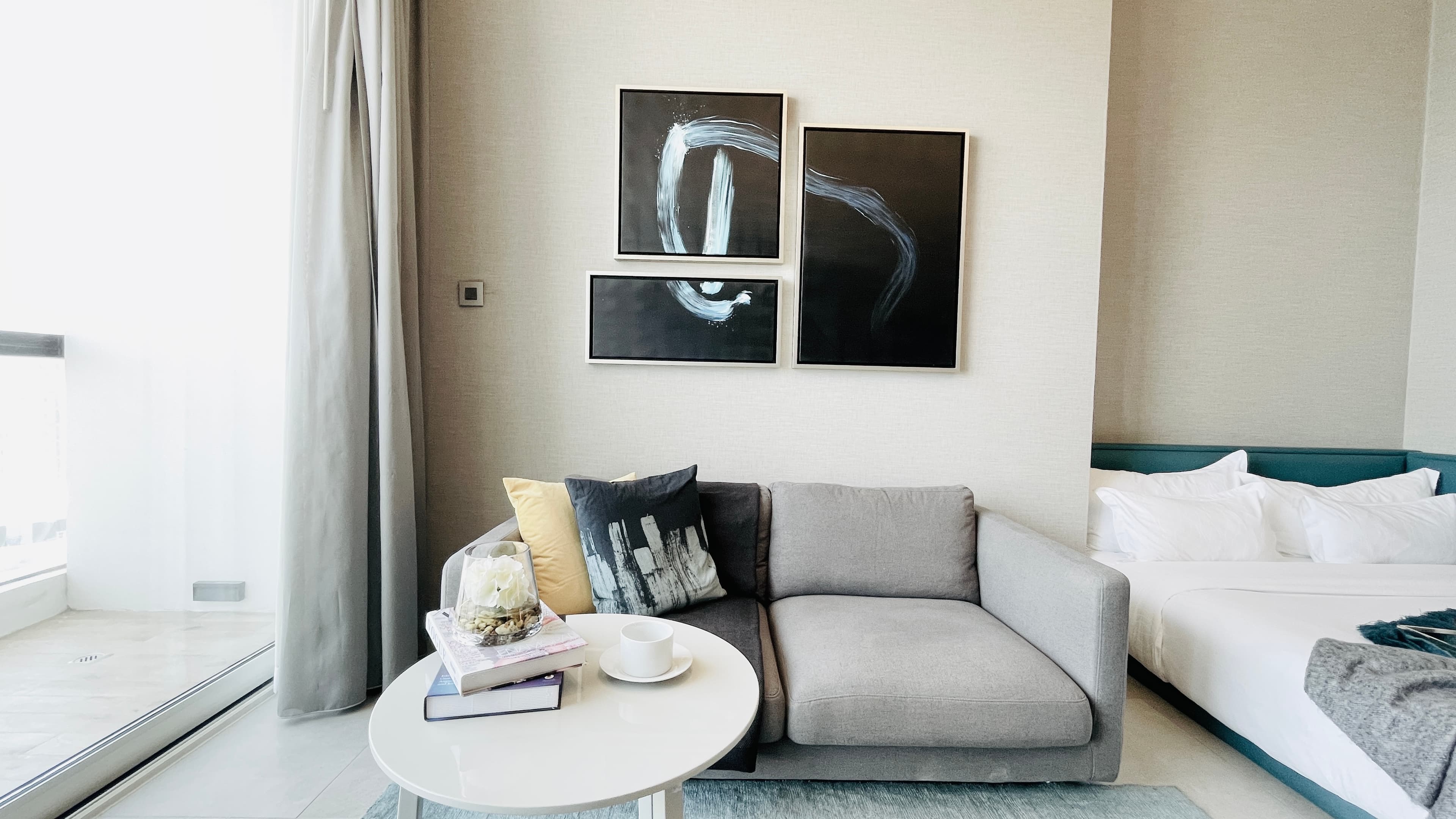 LUXURY | GREAT AMENITIES | MODERN | BALCONY