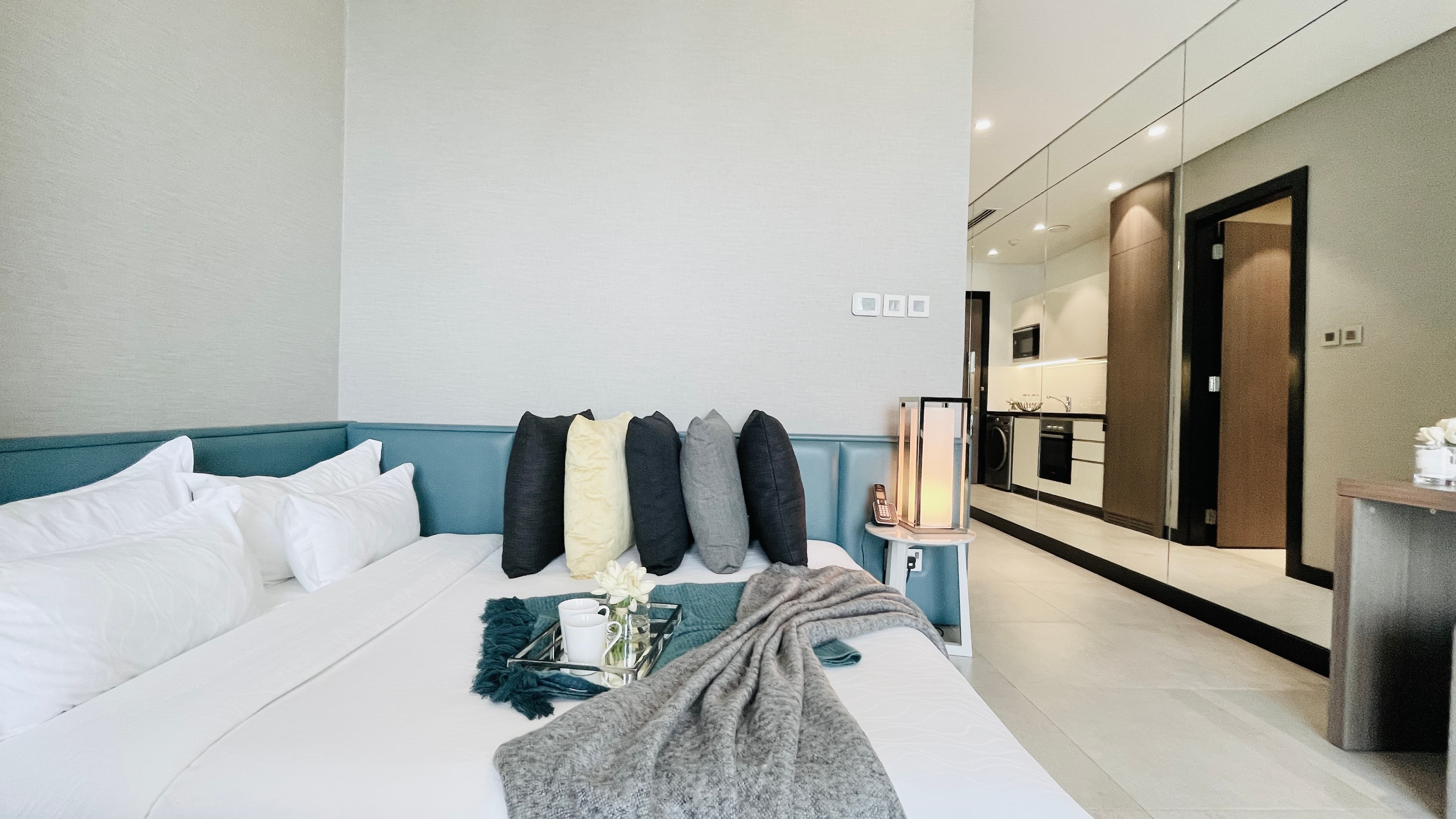 LUXURY | GREAT AMENITIES | MODERN | BALCONY
