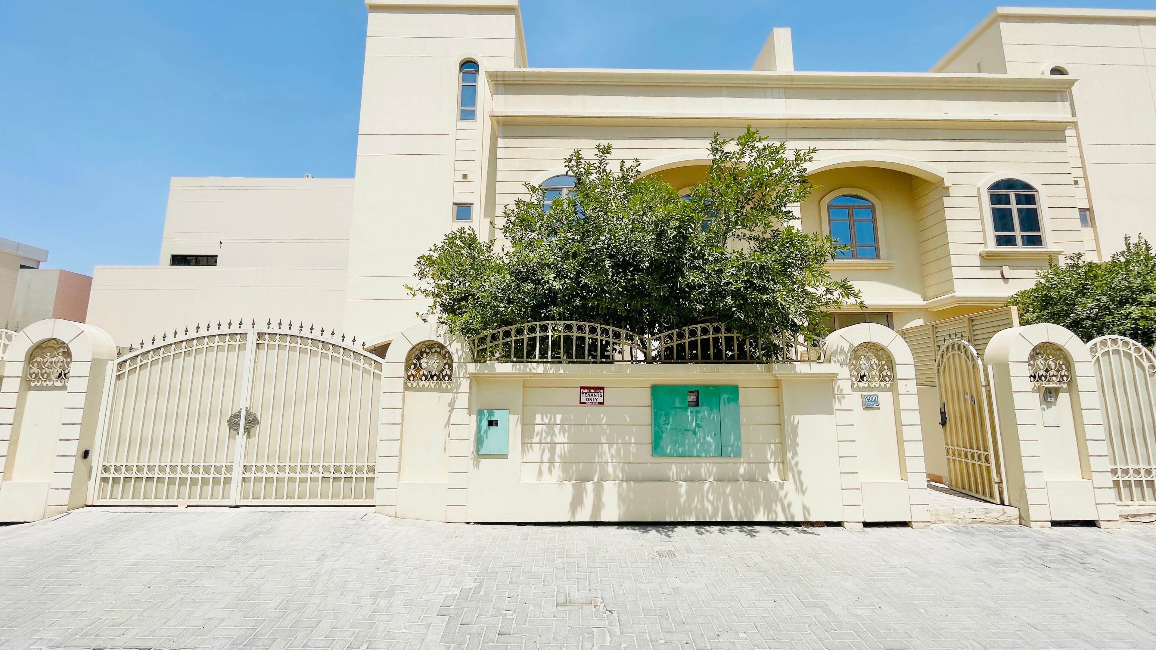 FURNISHED VILLA | TERRACE | SPACIOUS | PRIVATE GARAGE