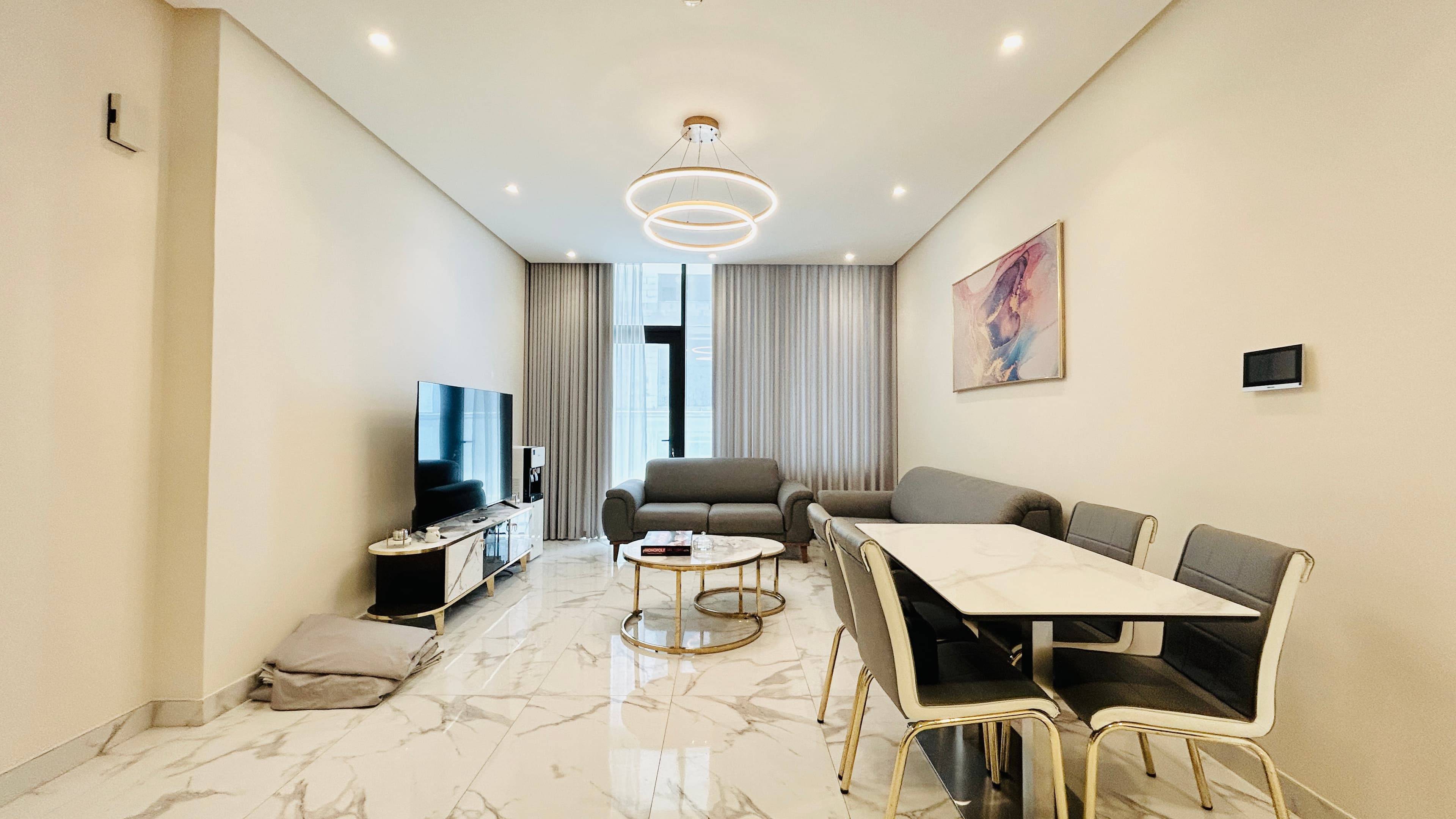 BALCONY | CITYVIEW | SPACIOUS ROOMS | GREAT FACILITIES
