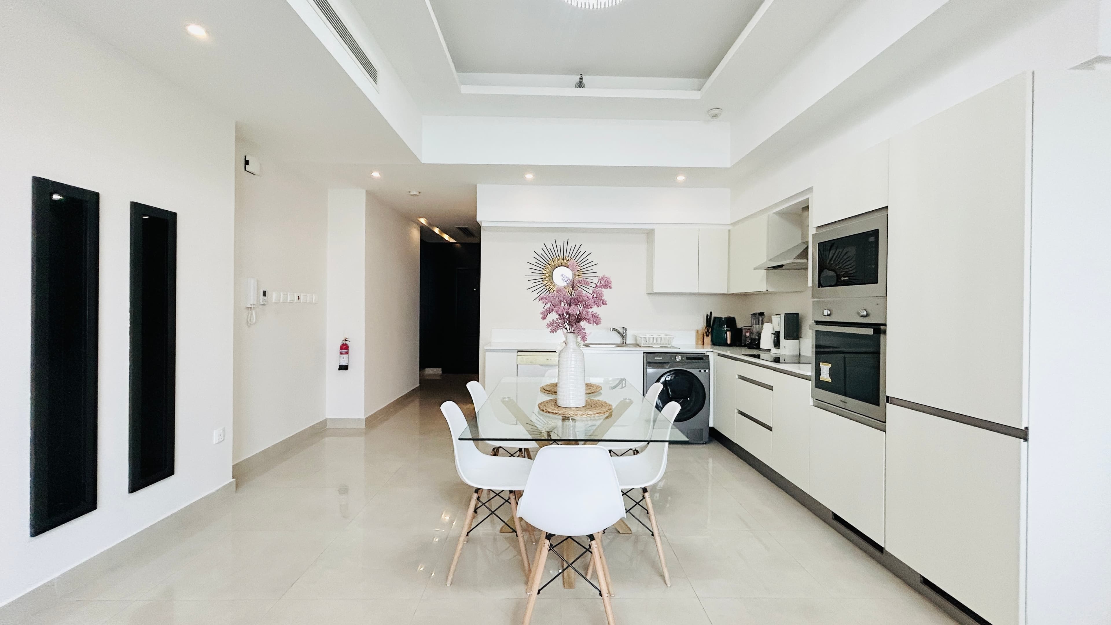 LUXURY | FULL SEA VIEW | SPACIOUS ROOM | BALCONY