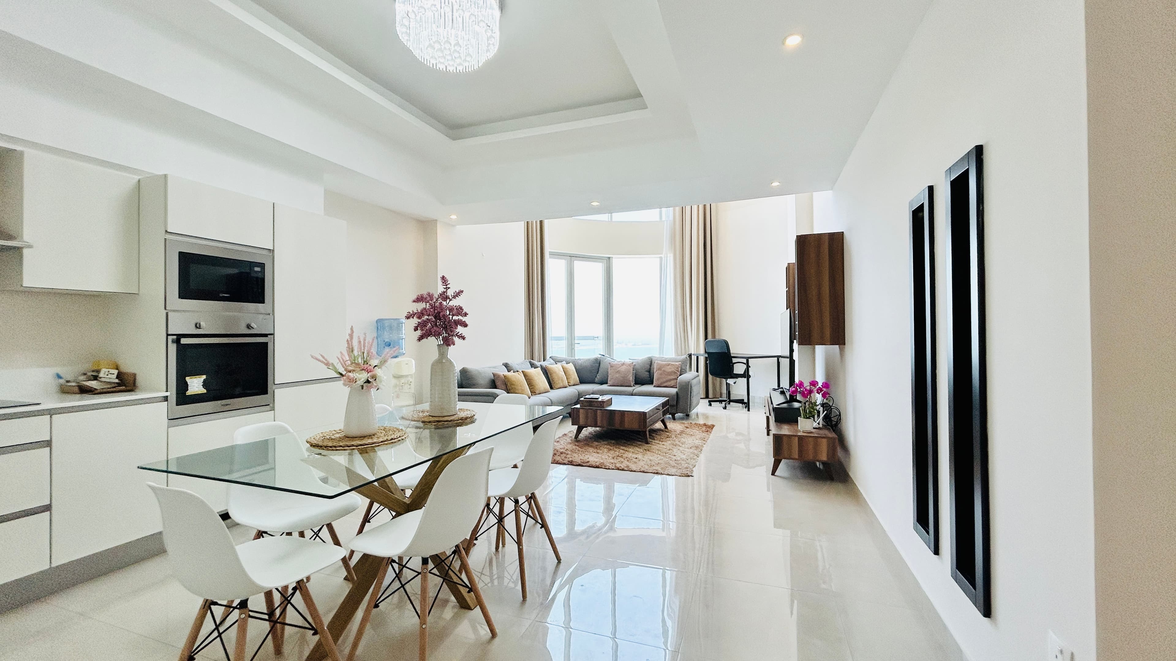 LUXURY | FULL SEA VIEW | SPACIOUS ROOM | BALCONY
