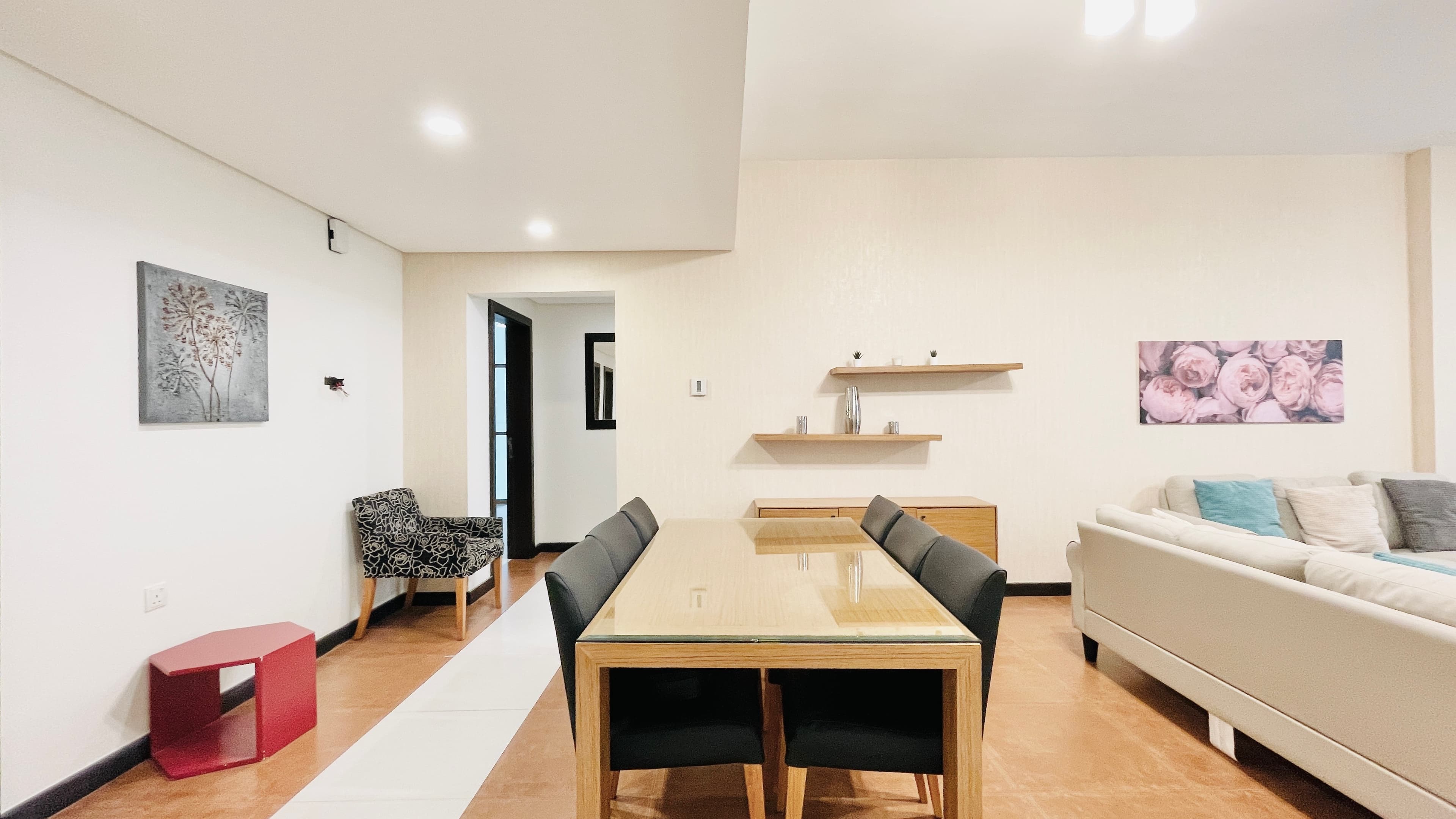 MODERN | BRIGHT LIGHT | SPACIOUS ROOMS | GREAT FACILITIES