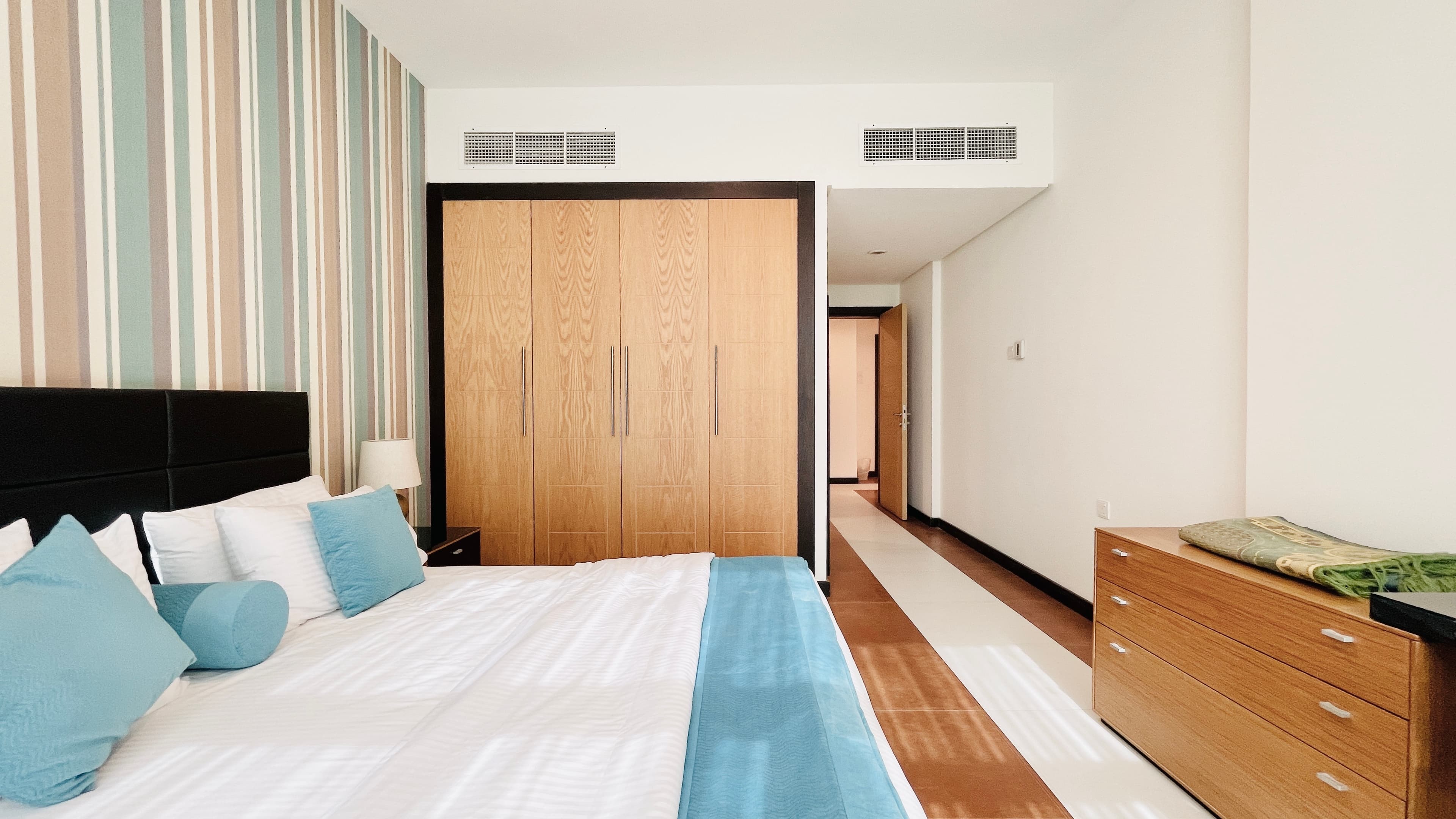 MODERN | BRIGHT LIGHT | SPACIOUS ROOMS | GREAT FACILITIES
