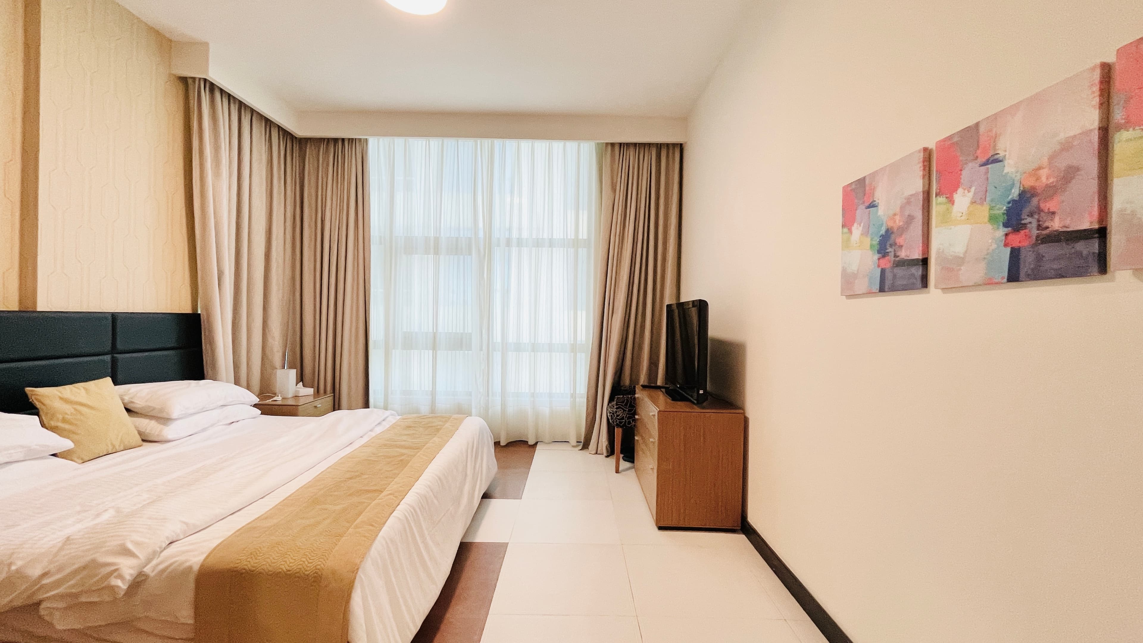 MODERN | BRIGHT LIGHT | SPACIOUS ROOMS | GREAT FACILITIES