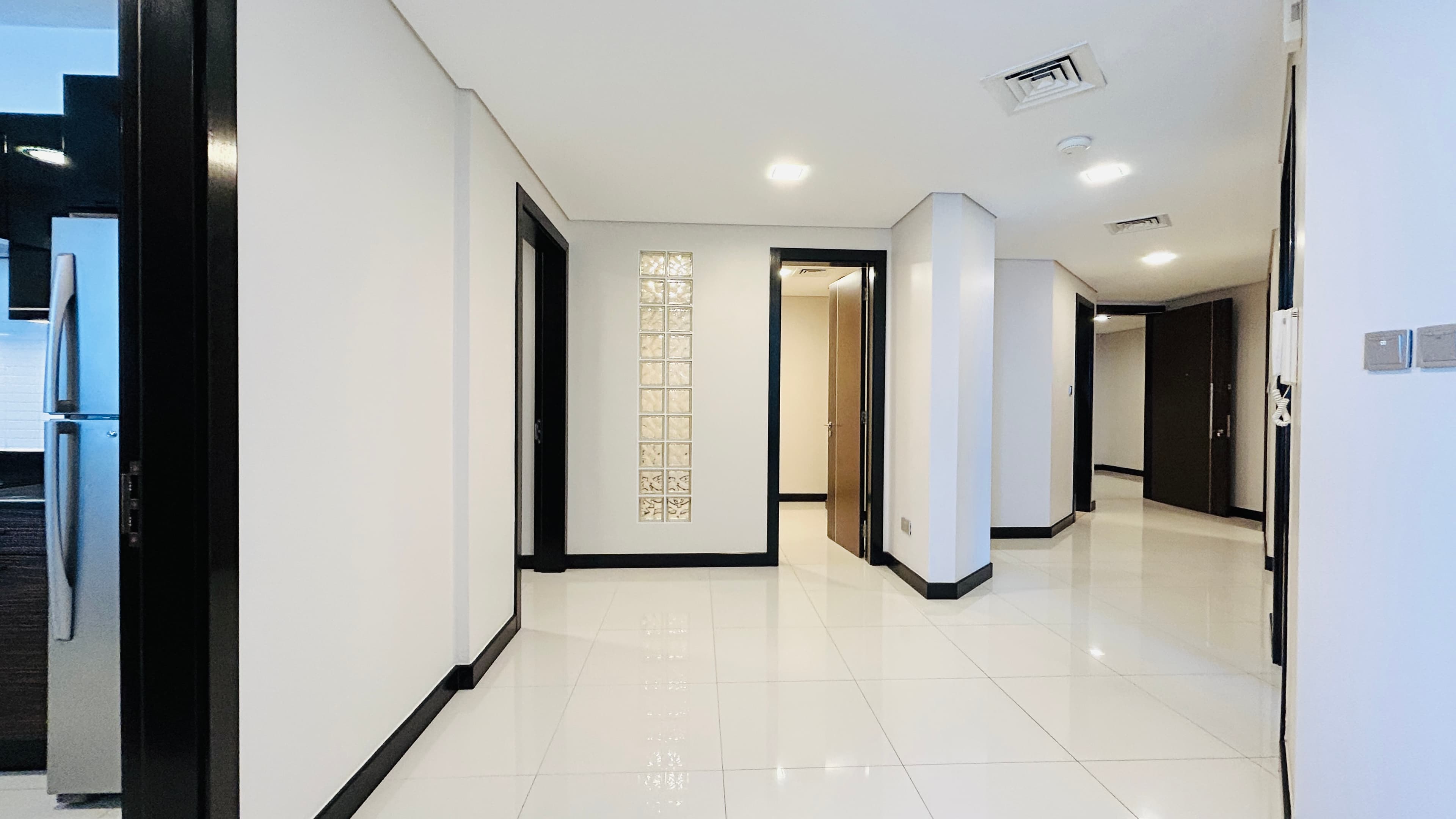 MODERN | SEA VIEW | BRIGHT LIGHT | HIGH-END AMENITIES