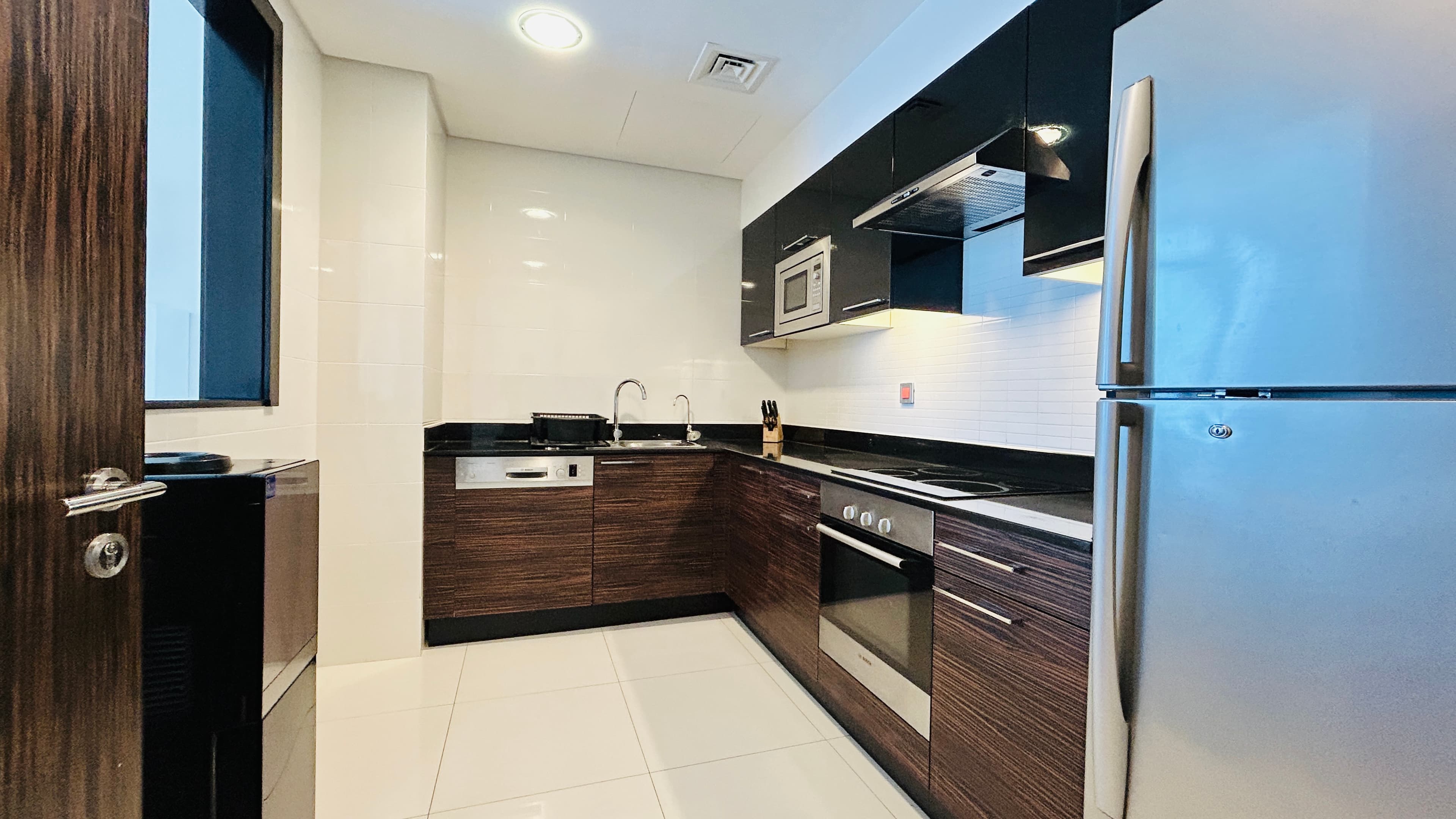 MODERN | SEA VIEW | BRIGHT LIGHT | HIGH-END AMENITIES
