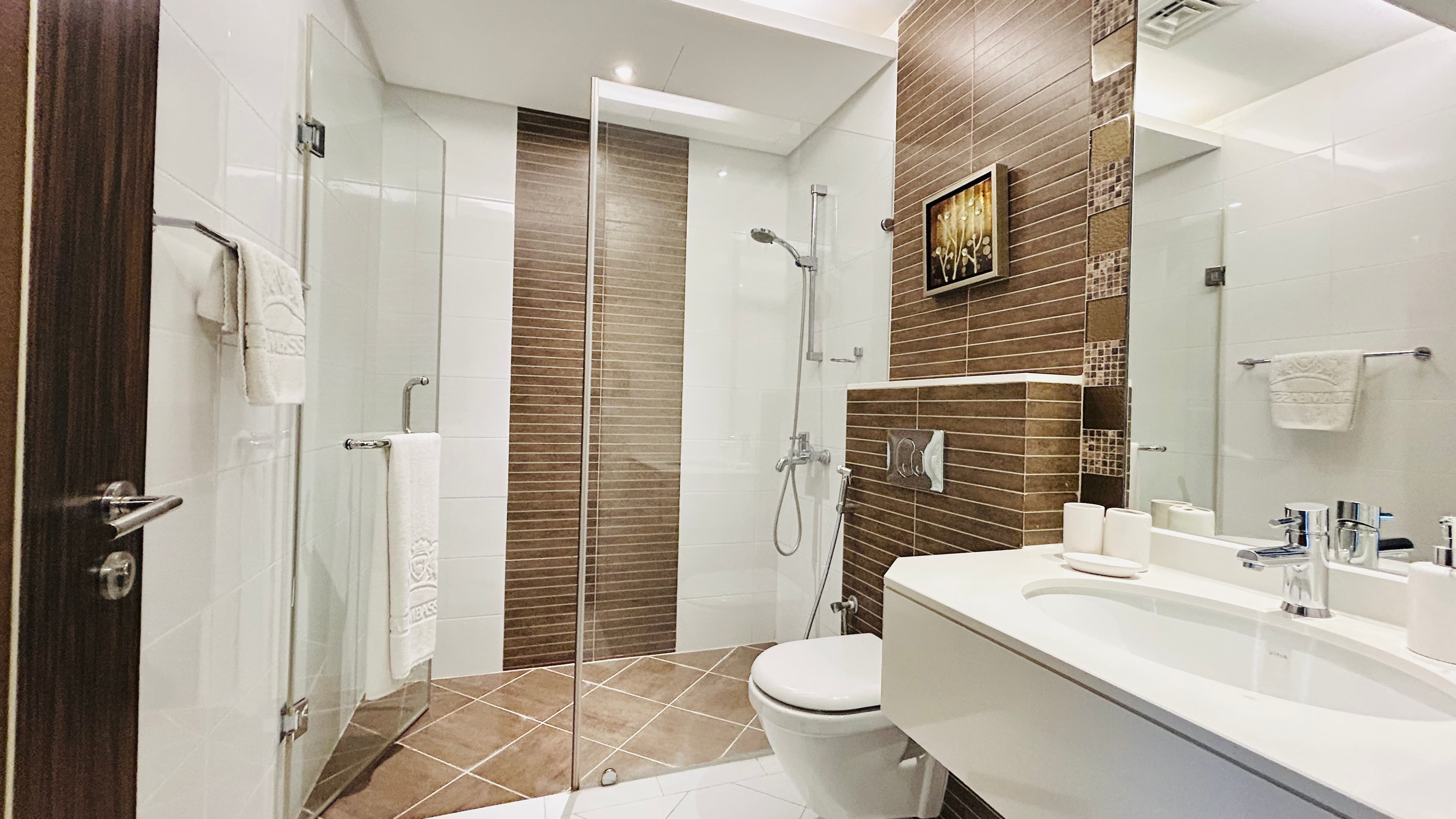 MODERN | SEA VIEW | BRIGHT LIGHT | HIGH-END AMENITIES