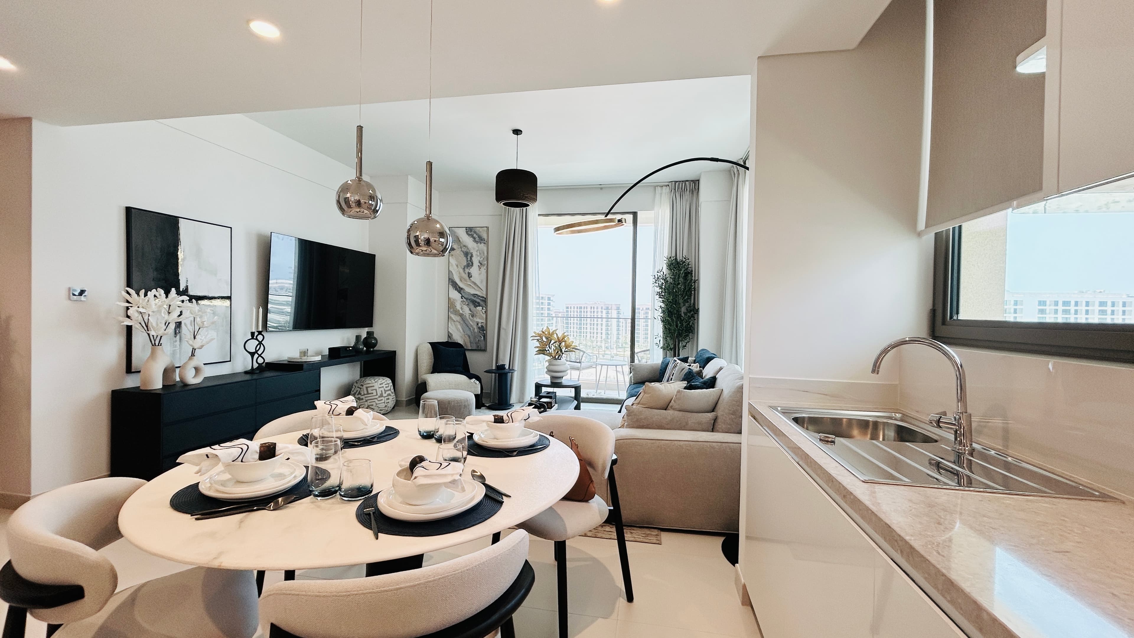 INSTALLMENT PLAN | SPACIOUS ROOMS | BEACHFRONT VIEW